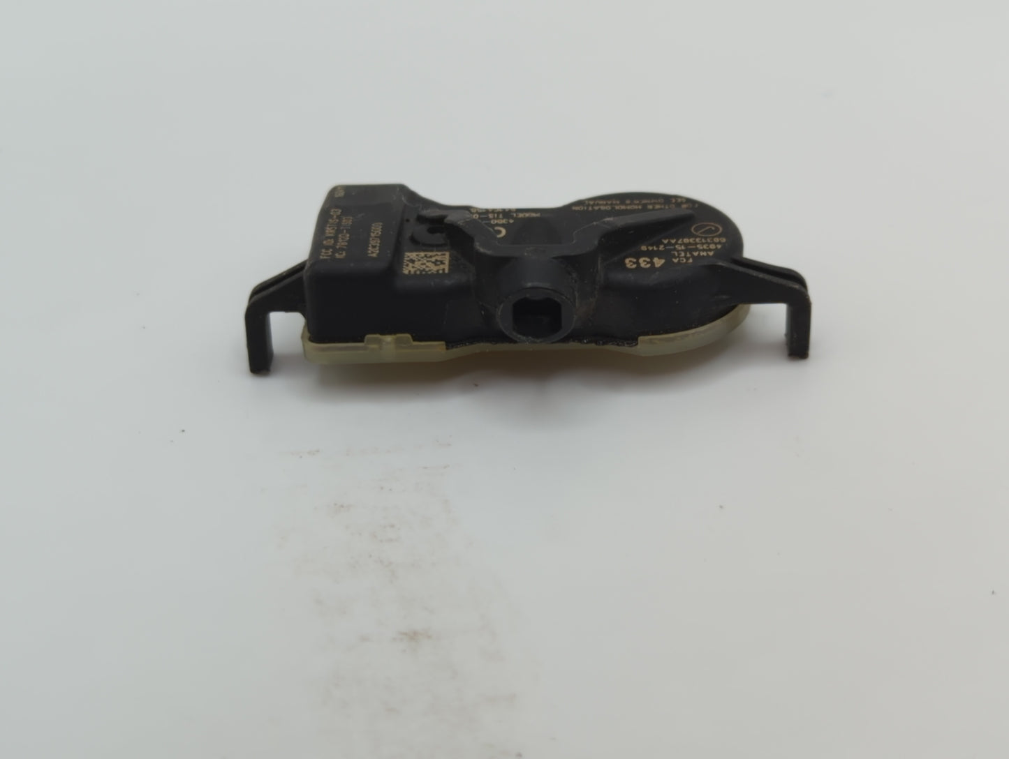 2016 Jeep Grand Cherokee Tire Pressure Monitoring System Sensor Tpms - Oemusedautoparts1.com