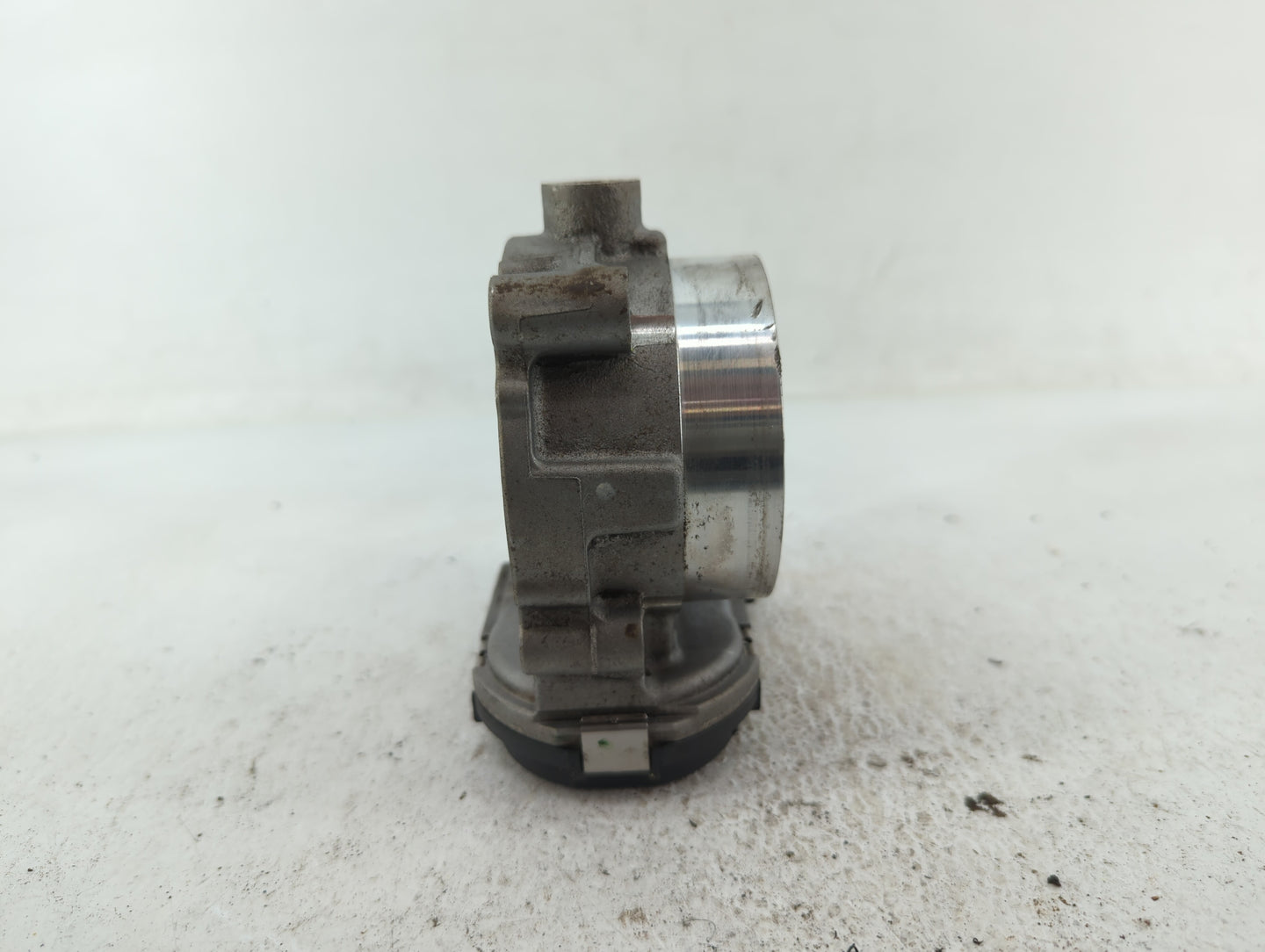 2011-2022 Jeep Grand Cherokee Throttle Body P/N:05184349AE 05184349AC Fits OEM Used Auto Parts - Oemusedautoparts1.com