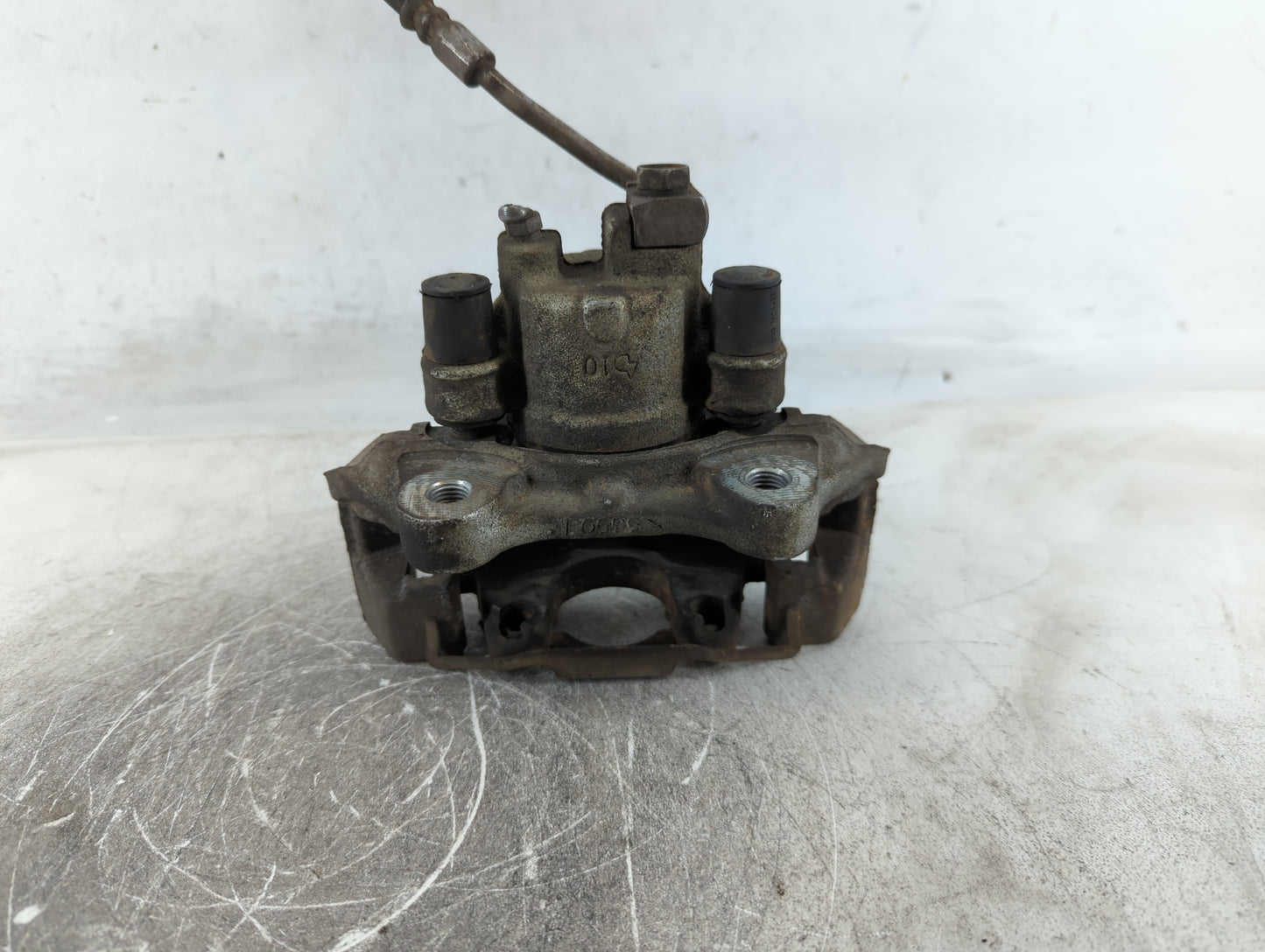 2011-2020 Jeep Grand Cherokee Front Driver Left Brake Caliper - Oemusedautoparts1.com