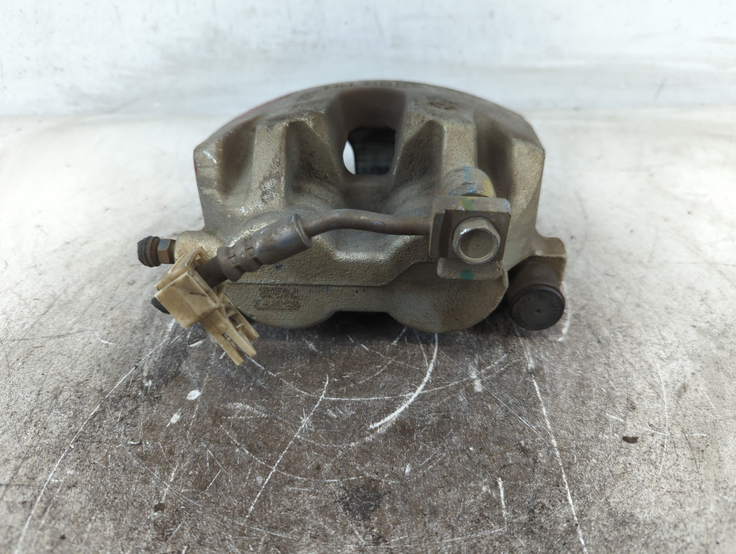 2012-2017 Jeep Grand Cherokee Front Passenger Right Brake Caliper - Oemusedautoparts1.com