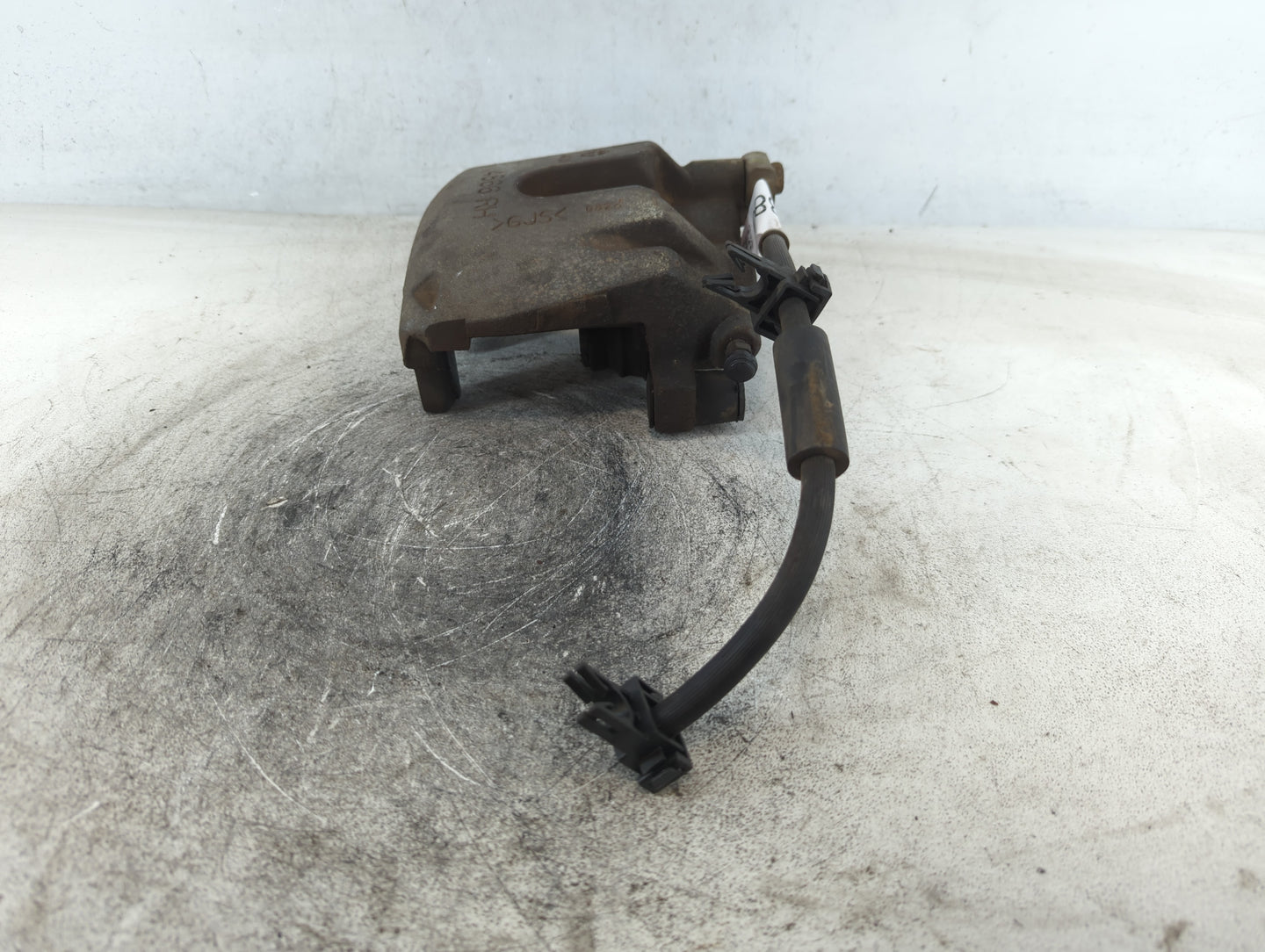 2011-2022 Jeep Grand Cherokee Front Passenger Right Brake Caliper - Oemusedautoparts1.com