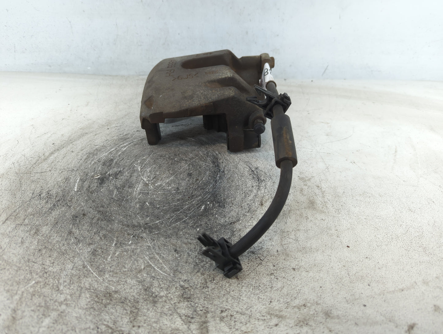 2011-2022 Jeep Grand Cherokee Front Passenger Right Brake Caliper 699880 - Oemusedautoparts1.com