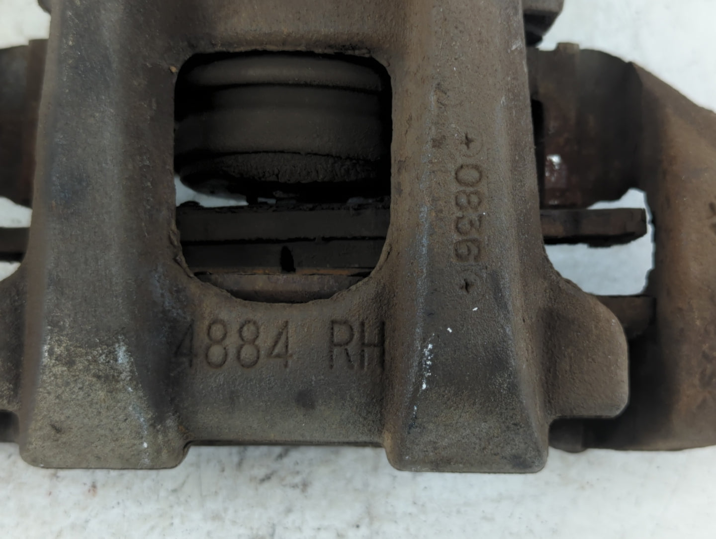 2011-2022 Jeep Grand Cherokee Front Passenger Right Brake Caliper 699908 - Oemusedautoparts1.com