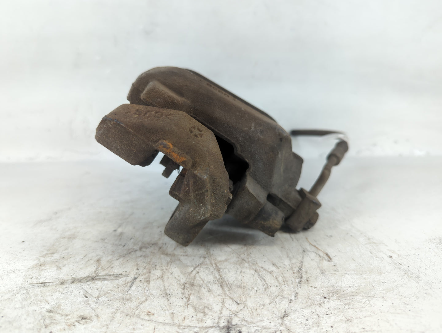 2011-2022 Jeep Grand Cherokee Front Passenger Right Brake Caliper 699908 - Oemusedautoparts1.com