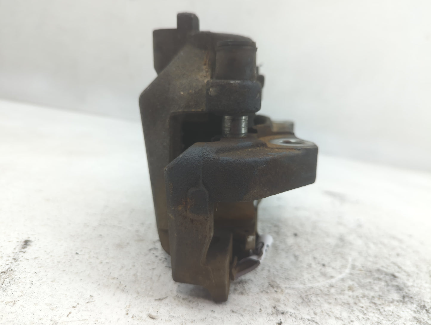 2011-2022 Jeep Grand Cherokee Front Driver Left Brake Caliper - Oemusedautoparts1.com