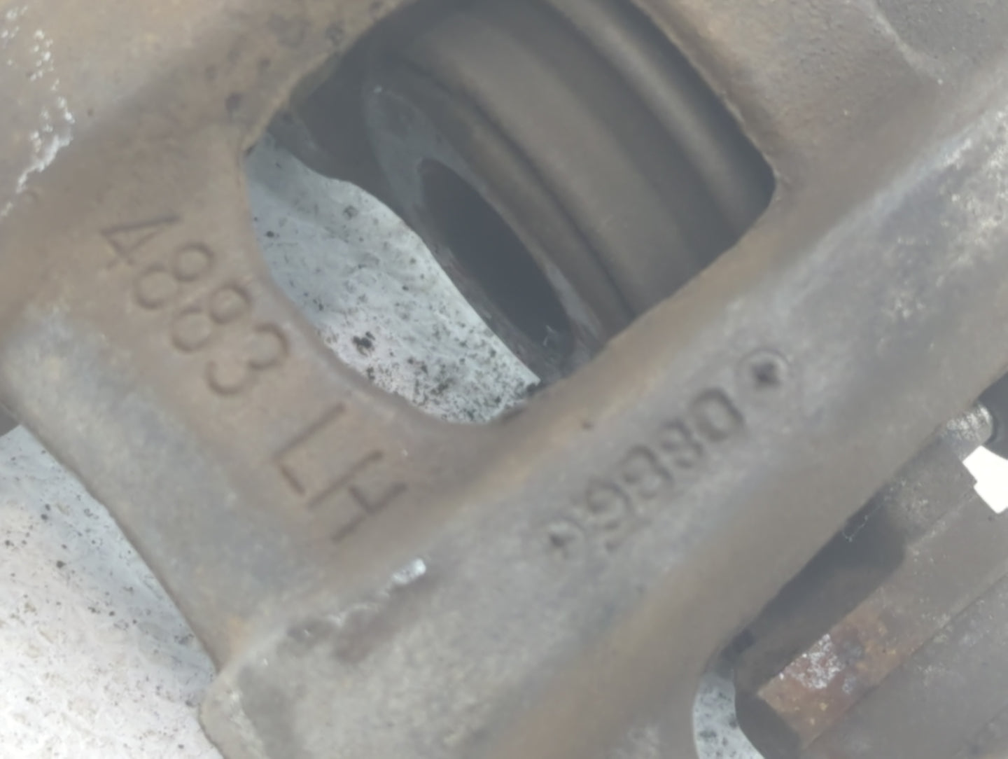 2011-2022 Jeep Grand Cherokee Front Driver Left Brake Caliper - Oemusedautoparts1.com