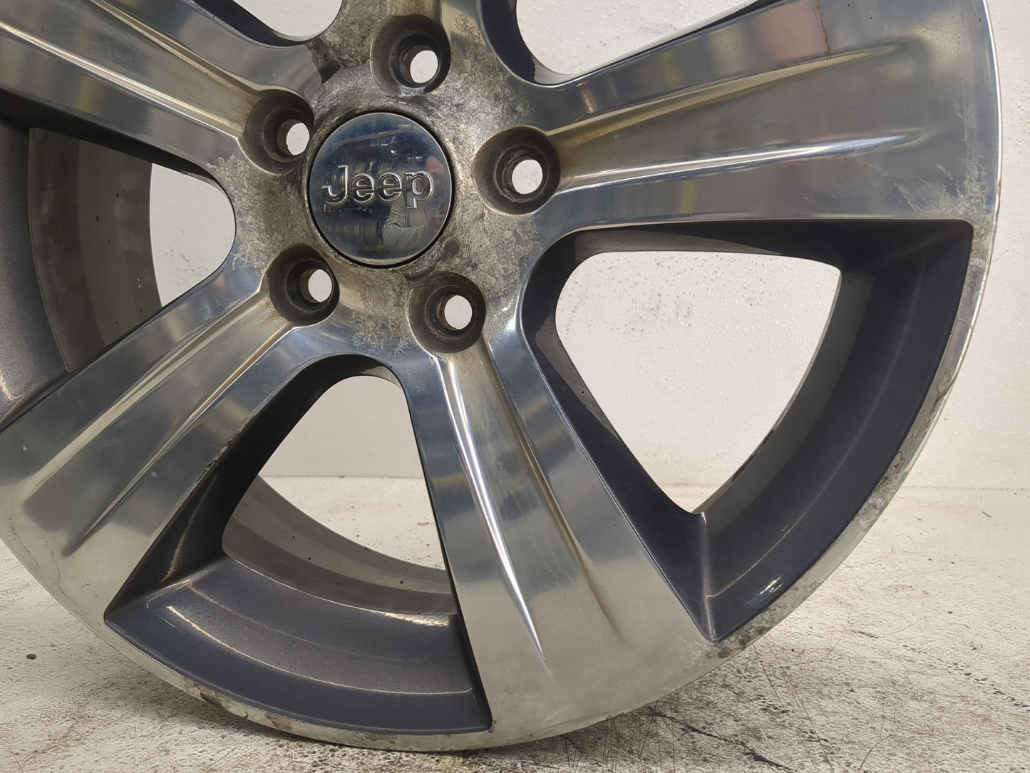 2016-2017 Jeep Patriot Oem Wheel Rim - Oemusedautoparts1.com