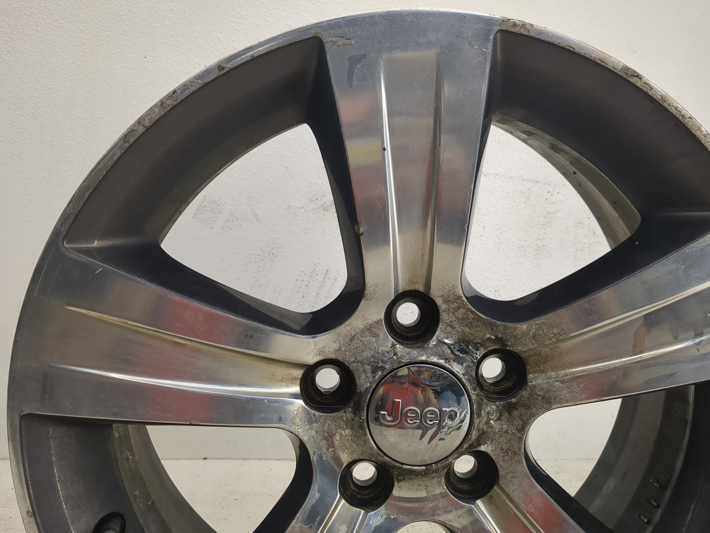 2016-2017 Jeep Patriot Oem Wheel Rim - Oemusedautoparts1.com