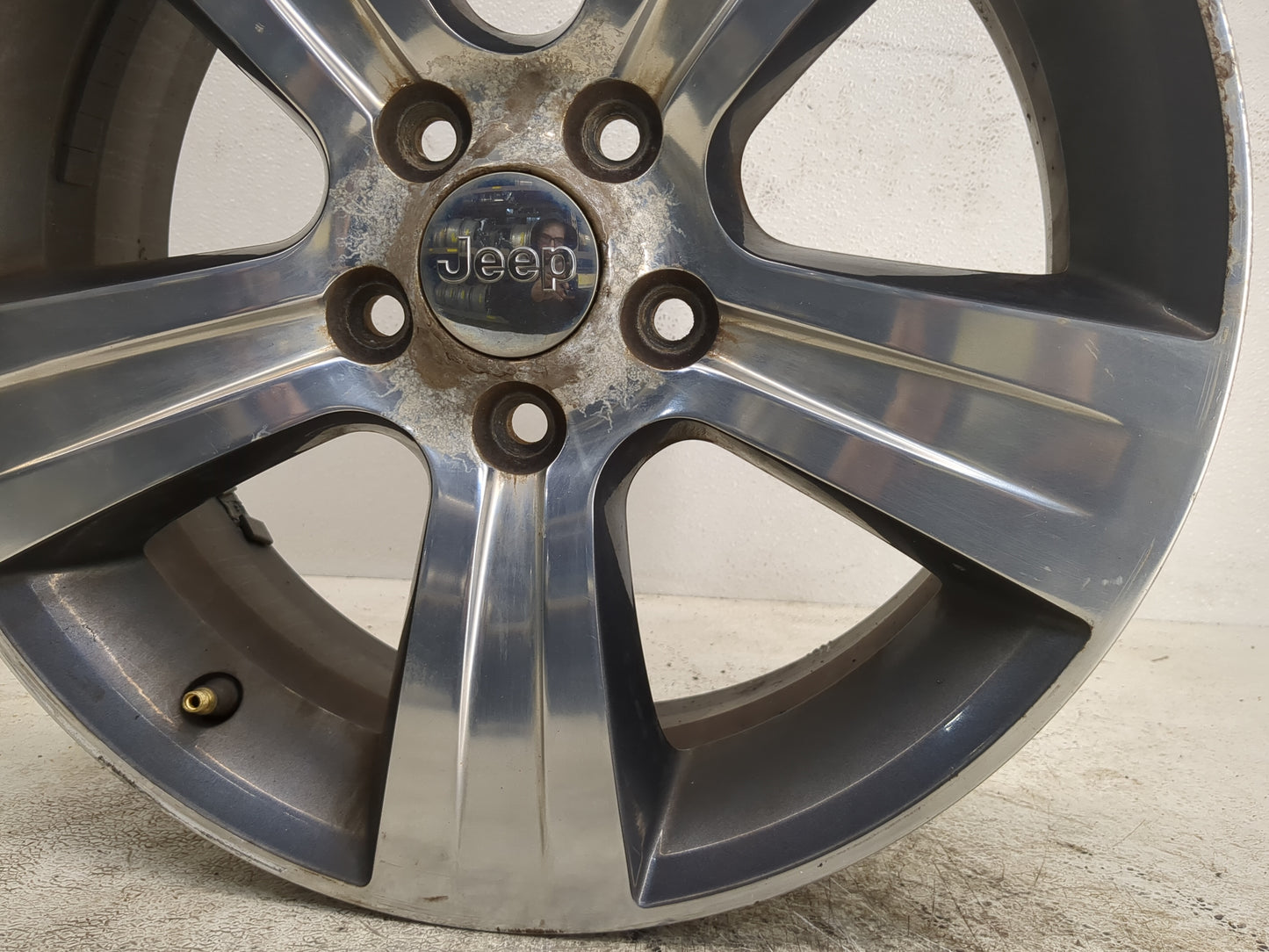 2015-2017 Jeep Patriot Oem Wheel Rim - Oemusedautoparts1.com