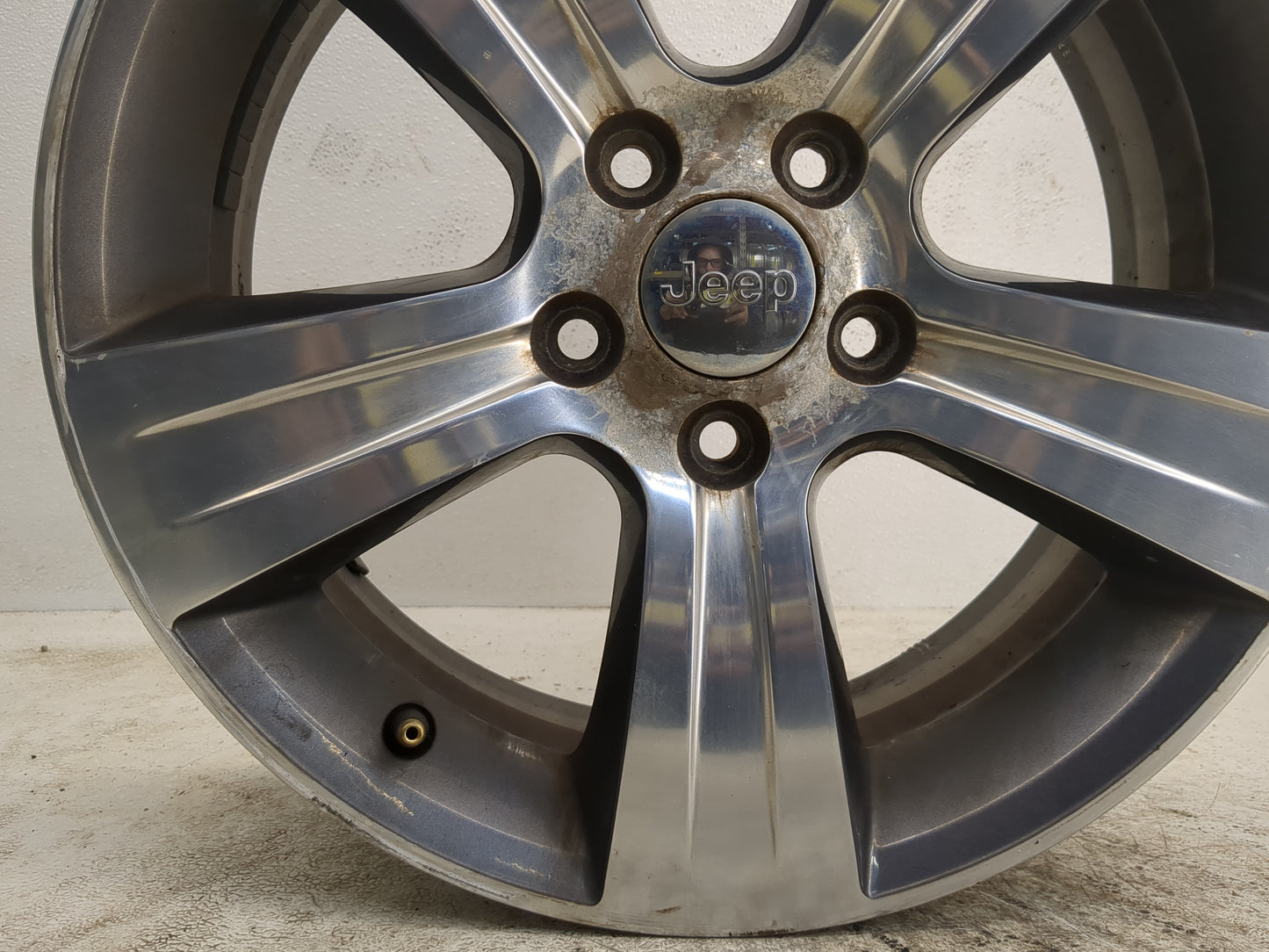 2015-2017 Jeep Patriot Oem Wheel Rim - Oemusedautoparts1.com