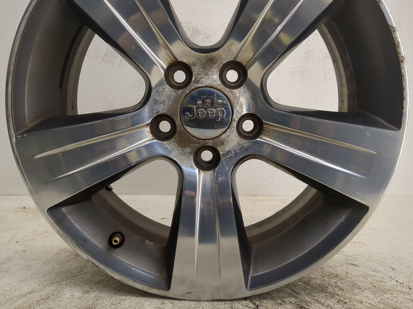 2015-2017 Jeep Patriot Oem Wheel Rim - Oemusedautoparts1.com