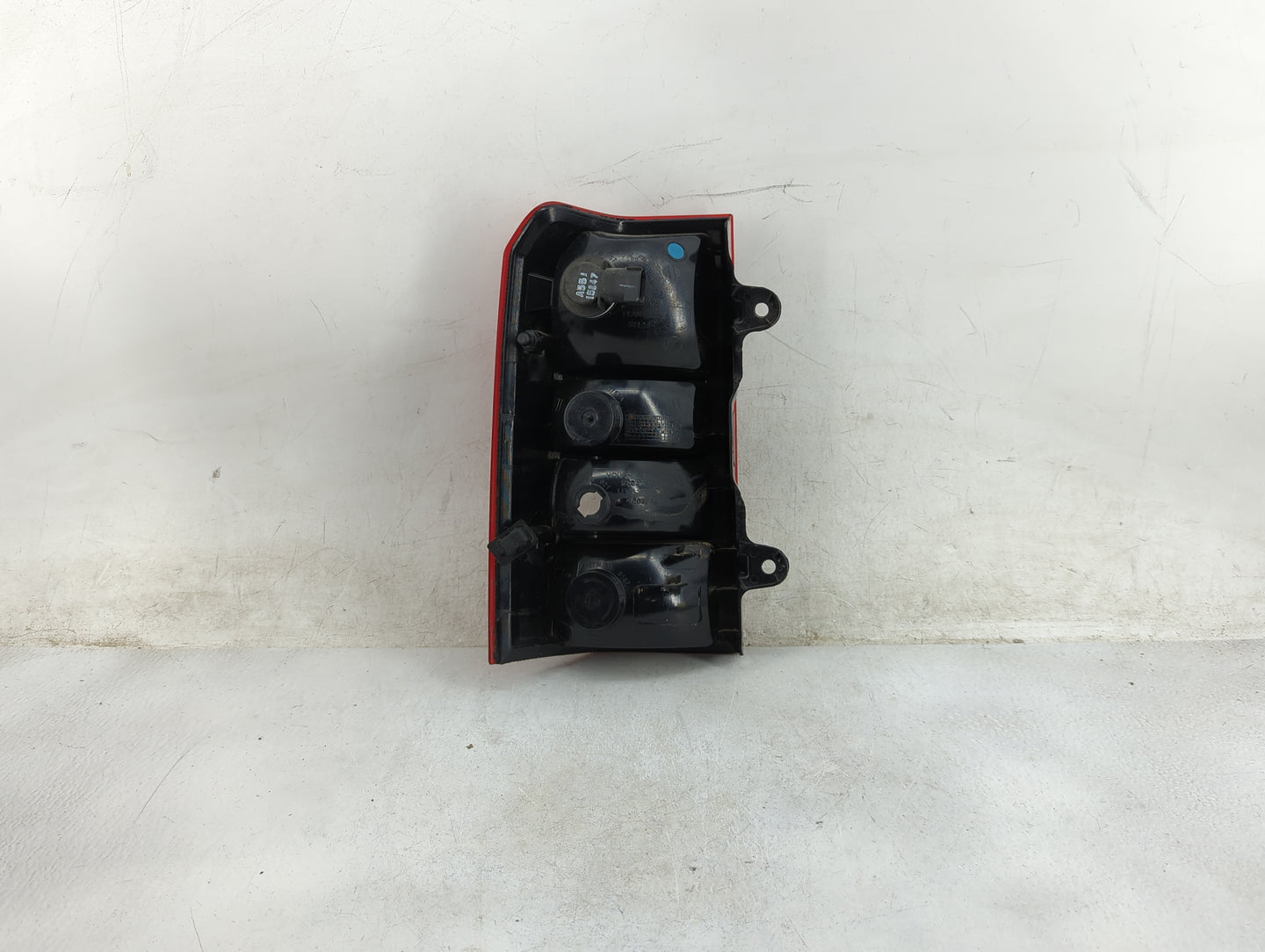 2008-2017 Jeep Patriot Tail Light Assembly Passenger Right OEM Fits Fits 2008 2009 2010 2011 2012 2013 2014 2015 2016 2017 O