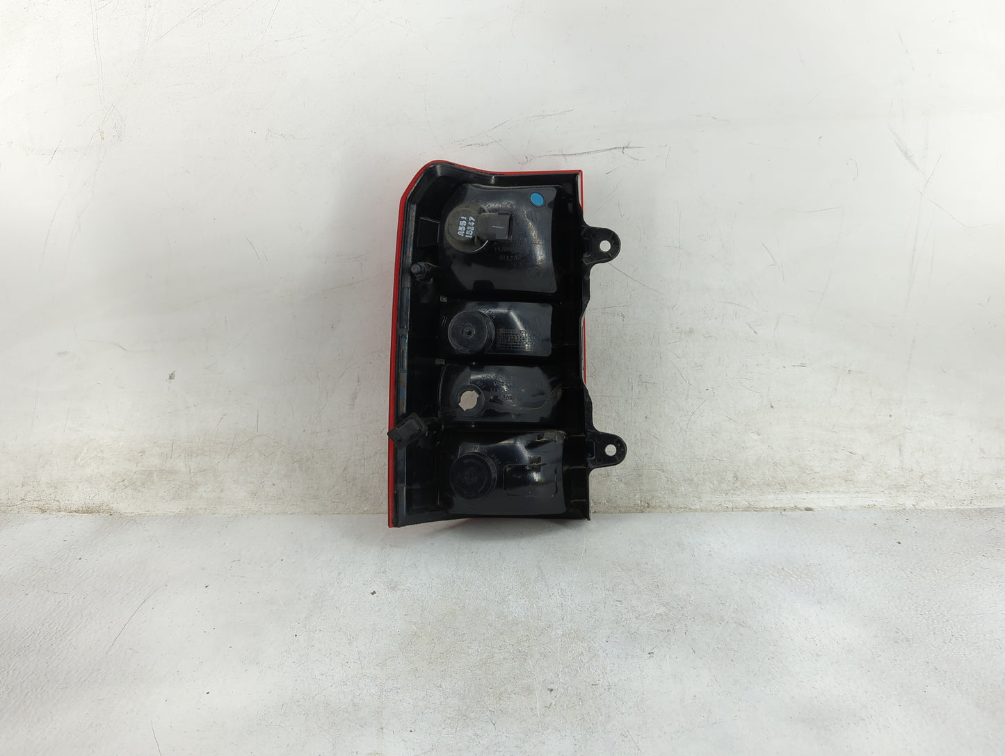 2008-2017 Jeep Patriot Tail Light Assembly Passenger Right OEM Fits Fits 2008 2009 2010 2011 2012 2013 2014 2015 2016 2017 O