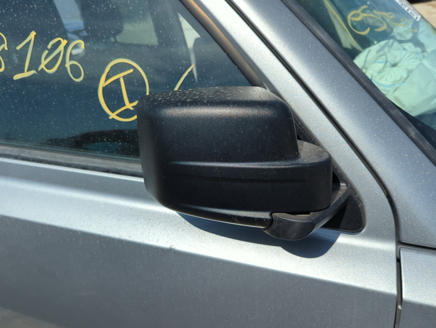 2016-2017 Jeep Patriot Passenger Side View Mirror - Right Door Mirror OEM Used - Oemusedautoparts1.com