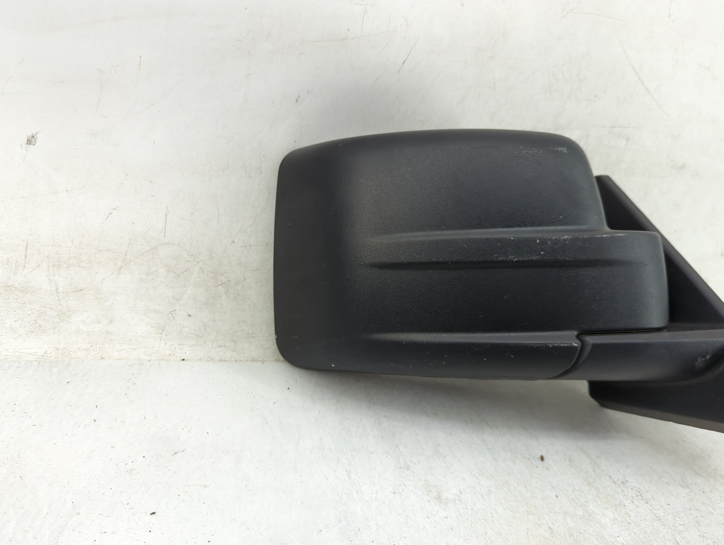 2016-2017 Jeep Patriot Passenger Side View Mirror - Right Door Mirror OEM Used - Oemusedautoparts1.com