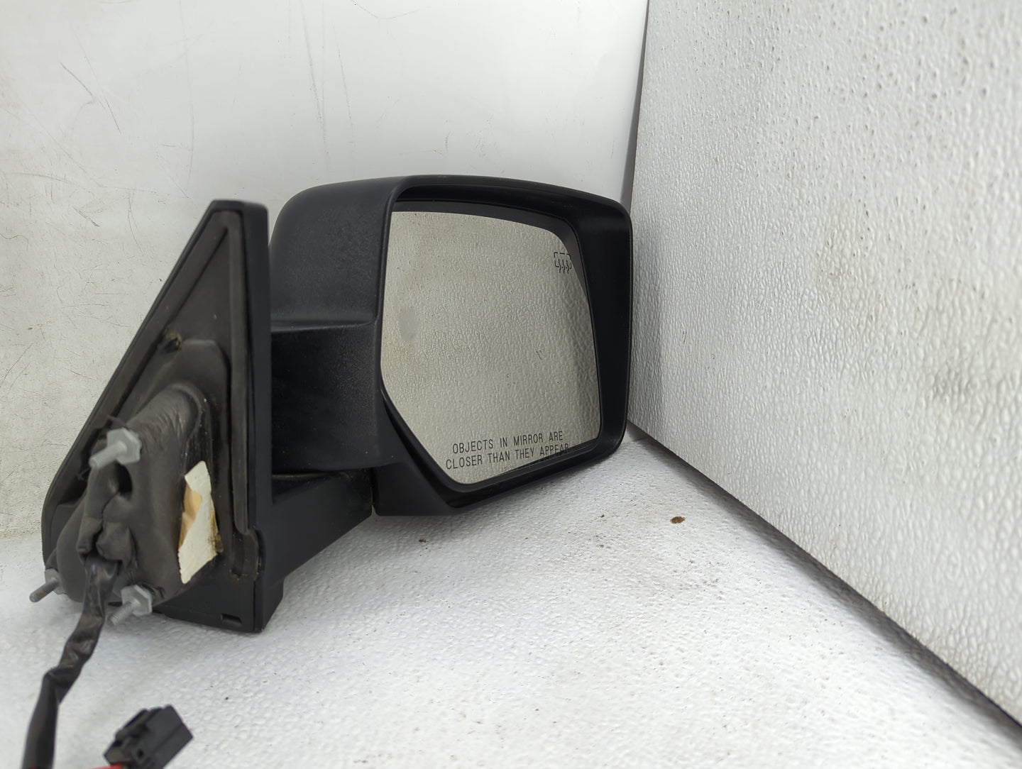 2016-2017 Jeep Patriot Passenger Side View Mirror - Right Door Mirror OEM Used - Oemusedautoparts1.com