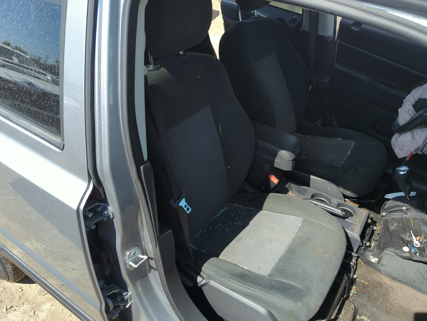 2015-2017 Jeep Patriot Passenger Front Seat Oem - Oemusedautoparts1.com