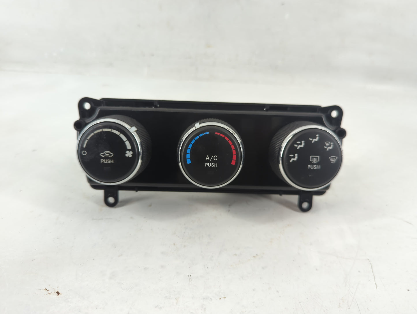 2011-2017 Jeep Patriot Climate Control Module Temperature AC/Heater Replacement P/N:P55111278AE Fits OEM Used Auto Parts - O