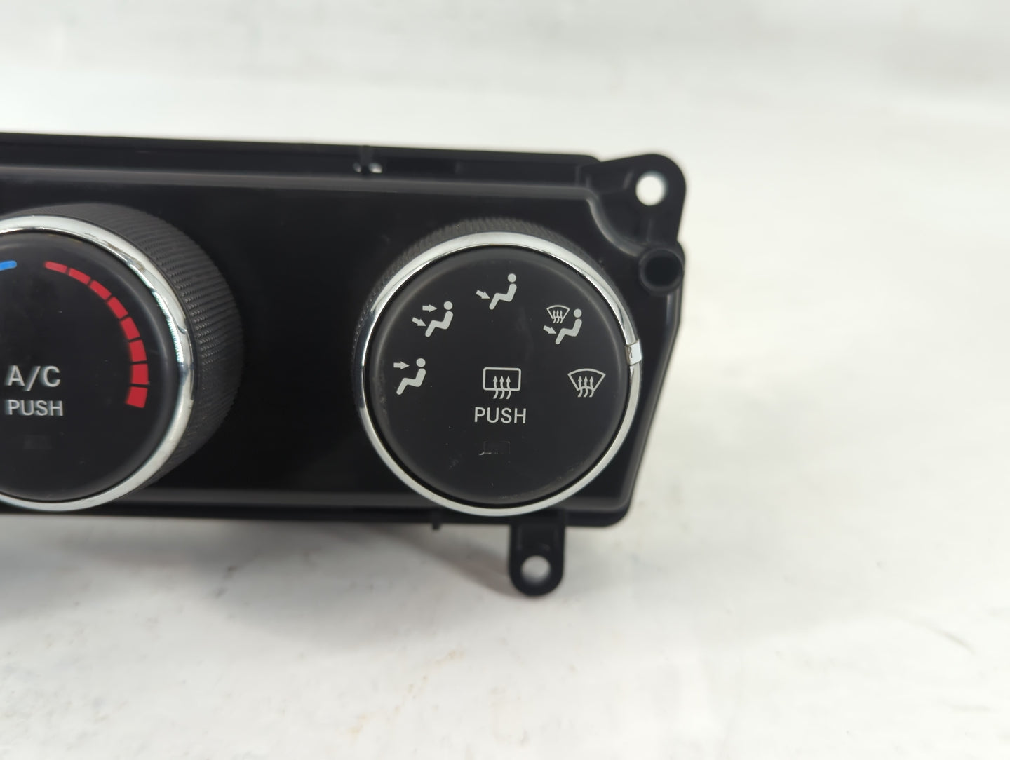2011-2017 Jeep Patriot Climate Control Module Temperature AC/Heater Replacement P/N:P55111278AE Fits OEM Used Auto Parts - O