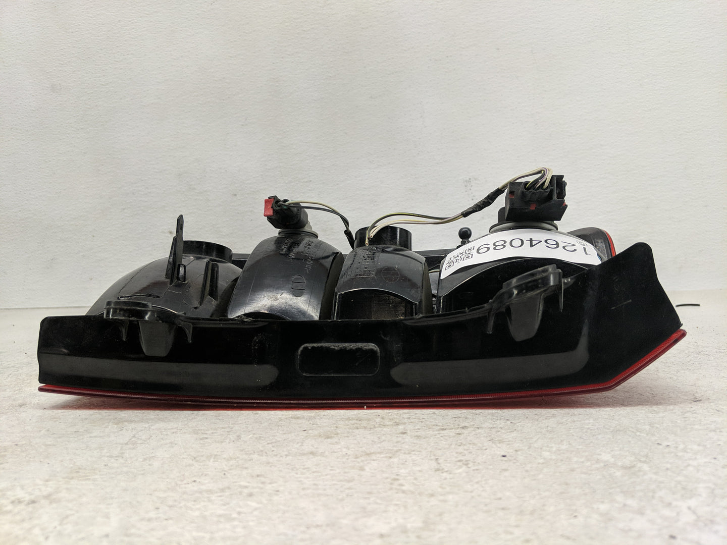 2008-2017 Jeep Patriot Tail Light Assembly Passenger Right OEM Fits Fits 2008 2009 2010 2011 2012 2013 2014 2015 2016 2017 O