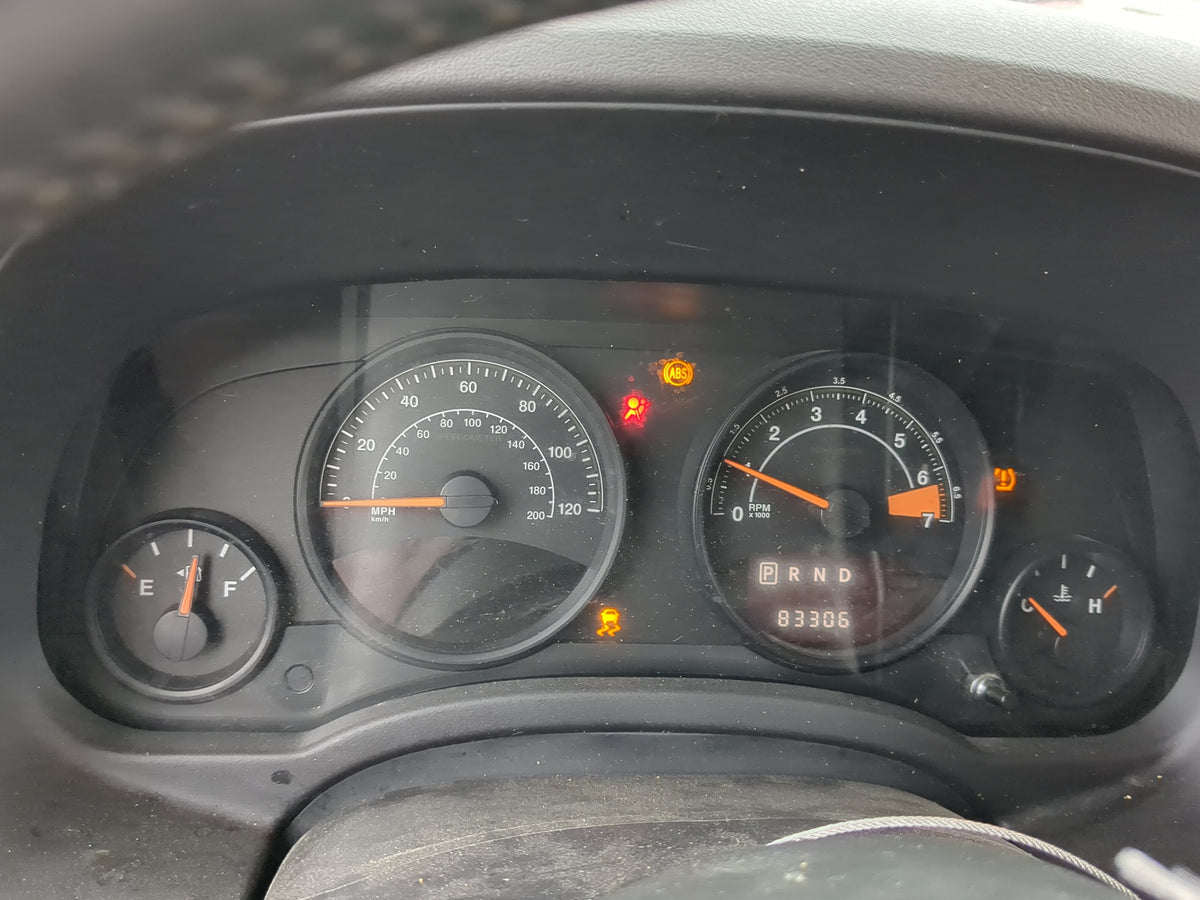 2015-2017 Jeep Patriot Instrument Cluster Speedometer Gauges Miles:83K Fits Fits 2015 2016 2017 OEM Used Auto Parts - Oemuse