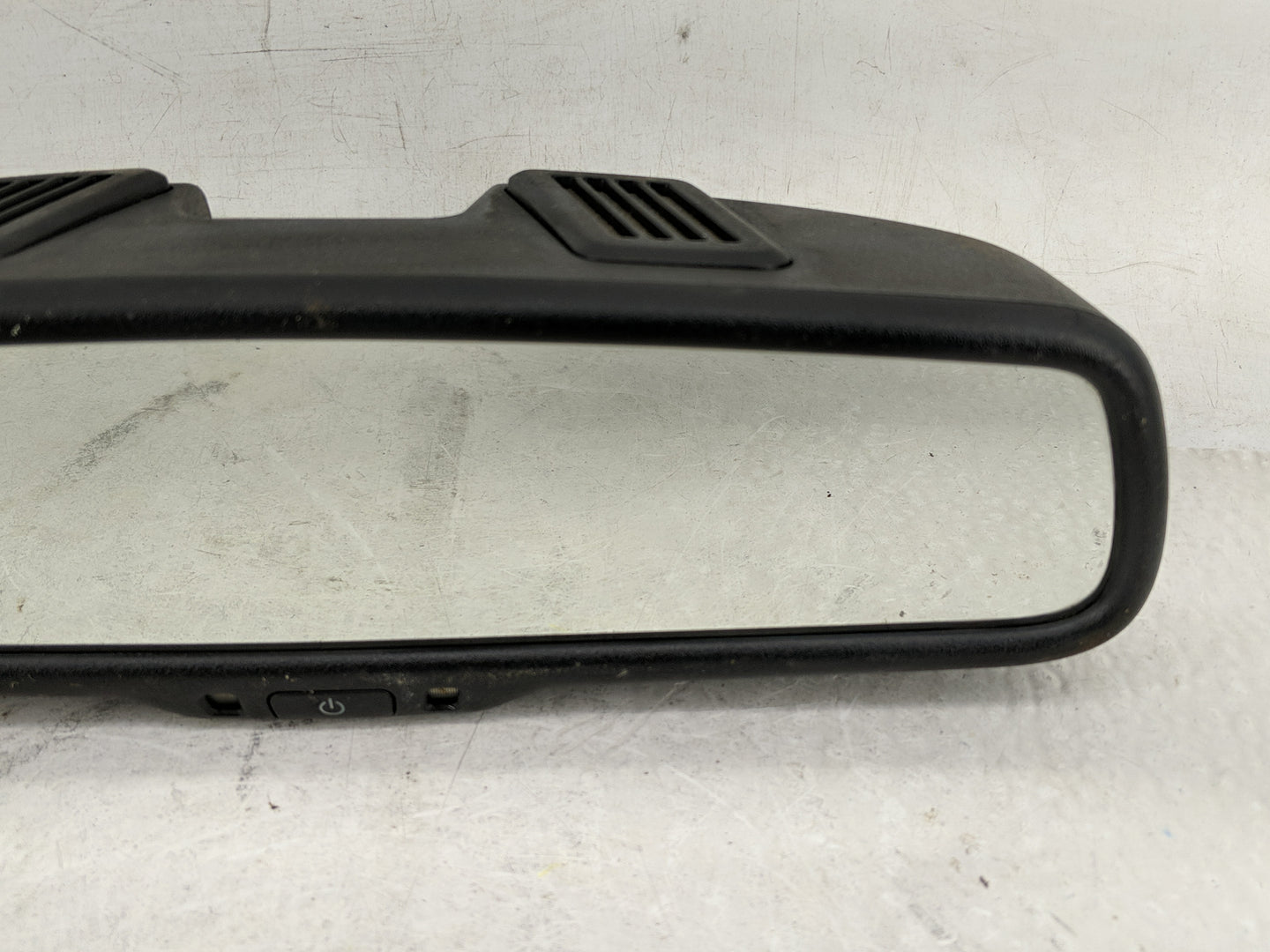 2007-2017 Jeep Patriot Interior Rear View Mirror Replacement OEM P/N:E11026130 Fits OEM Used Auto Parts - Oemusedautoparts1.