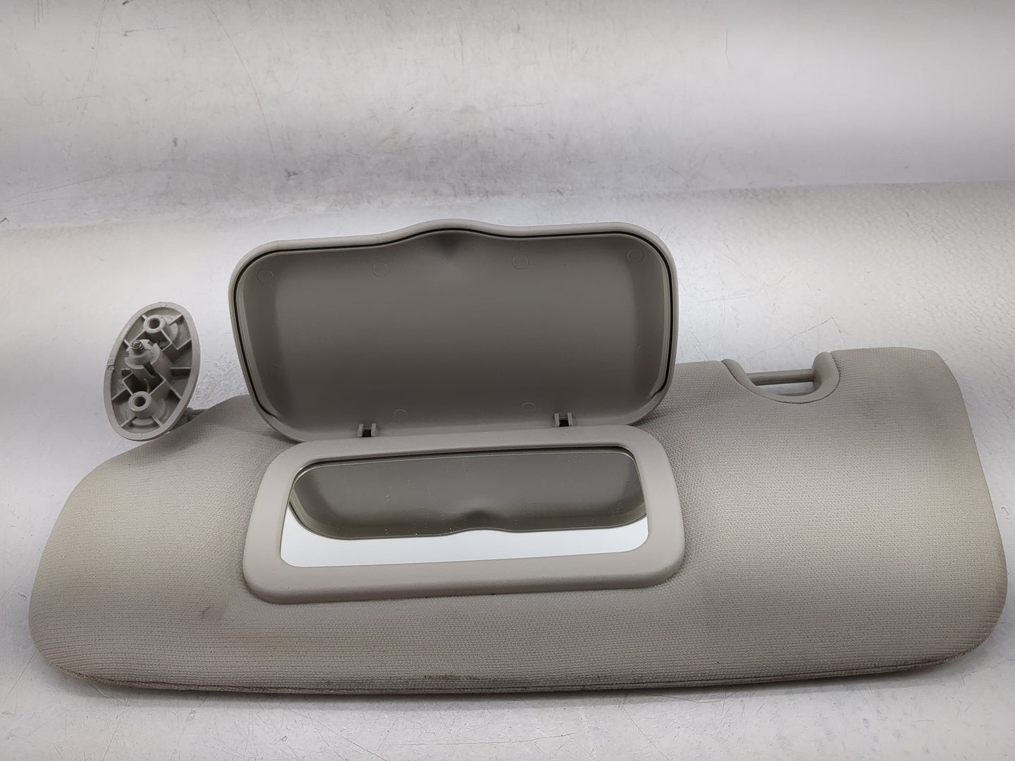 2010-2017 Jeep Patriot Sun Visor Shade Replacement Passenger Right Mirror Fits Fits 2010 2011 2012 2013 2014 2015 2016 2017 