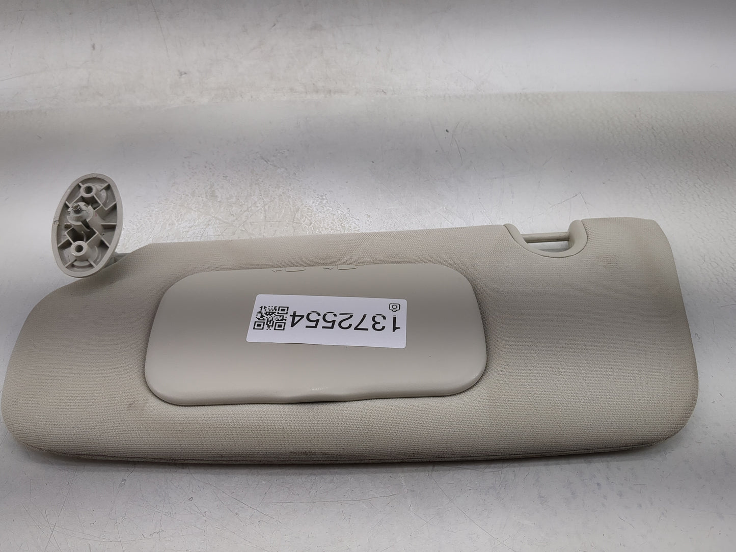 2010-2017 Jeep Patriot Sun Visor Shade Replacement Passenger Right Mirror Fits Fits 2010 2011 2012 2013 2014 2015 2016 2017 