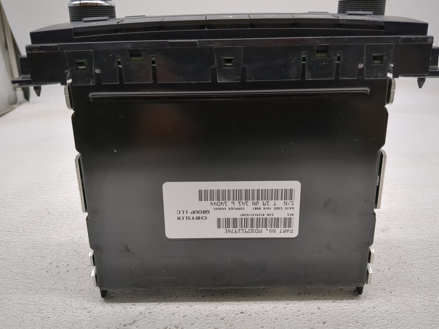 2013-2017 Jeep Patriot Radio AM FM Cd Player Receiver Replacement P/N:P05091197AE Fits Fits 2013 2014 2015 2016 2017 OEM Use