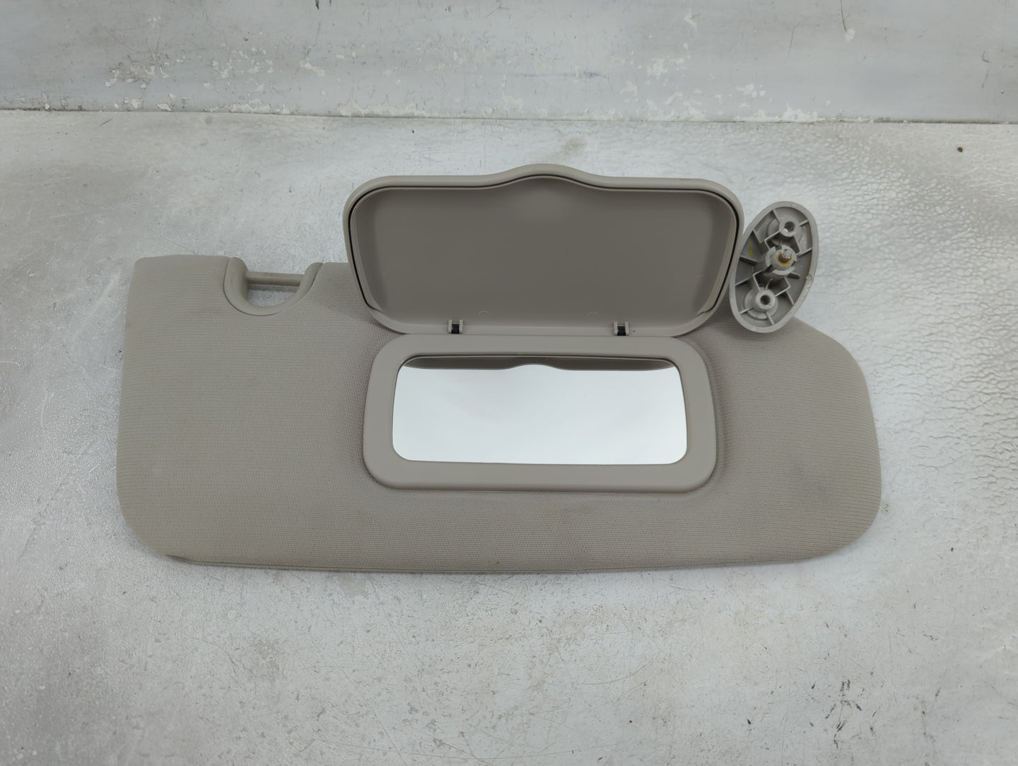 2010-2017 Jeep Patriot Sun Visor Shade Replacement Passenger Right Mirror Fits Fits 2010 2011 2012 2013 2014 2015 2016 2017 