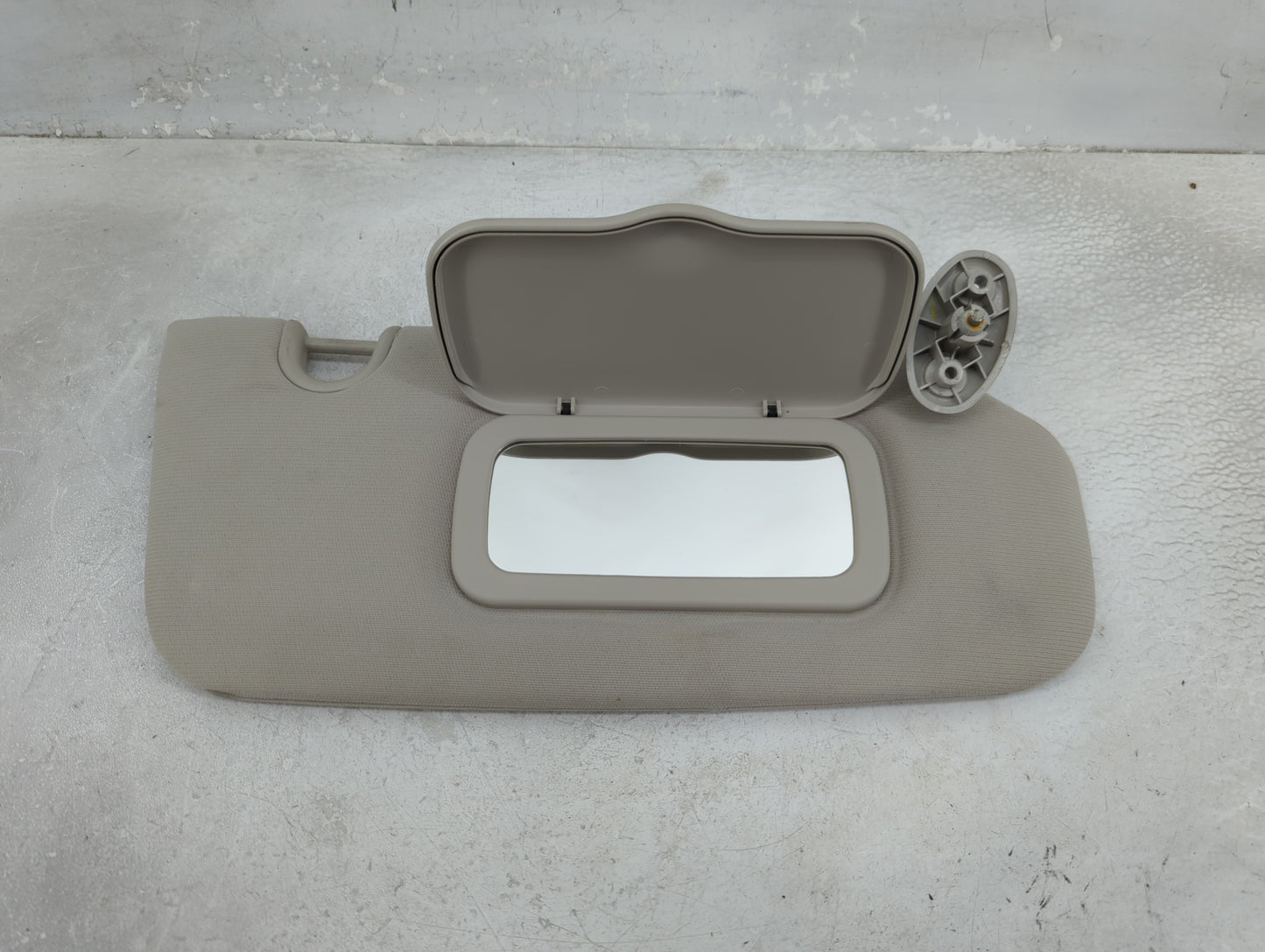 2010-2017 Jeep Patriot Sun Visor Shade Replacement Passenger Right Mirror Fits Fits 2010 2011 2012 2013 2014 2015 2016 2017 