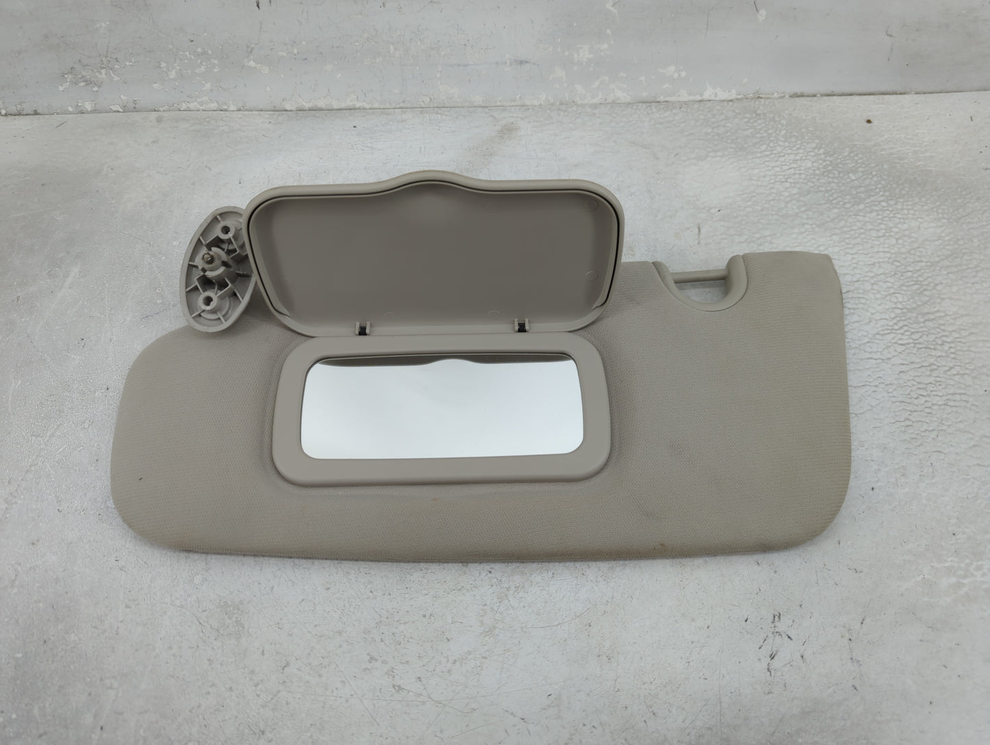 2010-2017 Jeep Patriot Sun Visor Shade Replacement Driver Left Mirror Fits Fits 2010 2011 2012 2013 2014 2015 2016 2017 OEM 