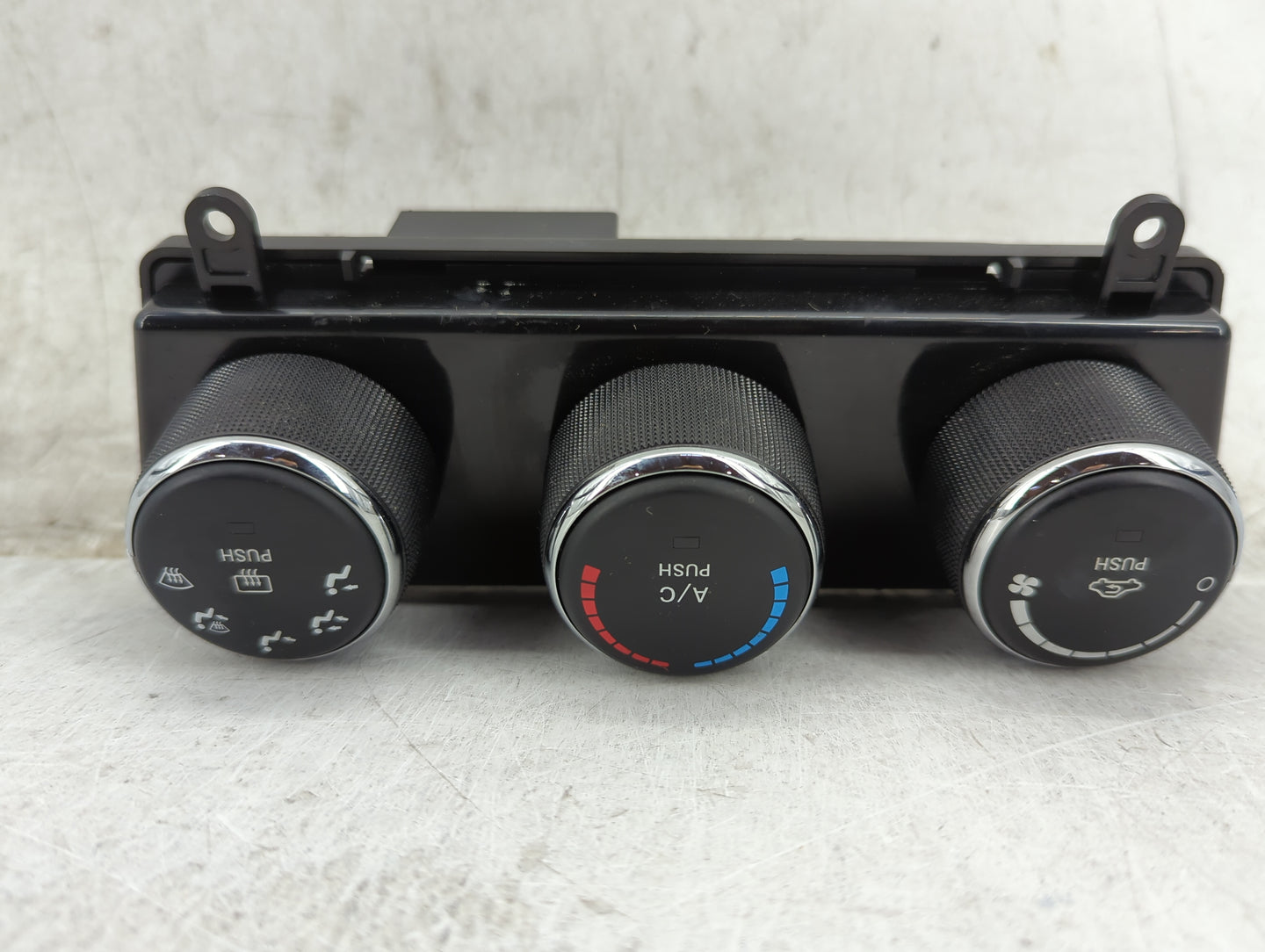 2011-2017 Jeep Patriot Ac Heater Climate Control P55111278af - Oemusedautoparts1.com