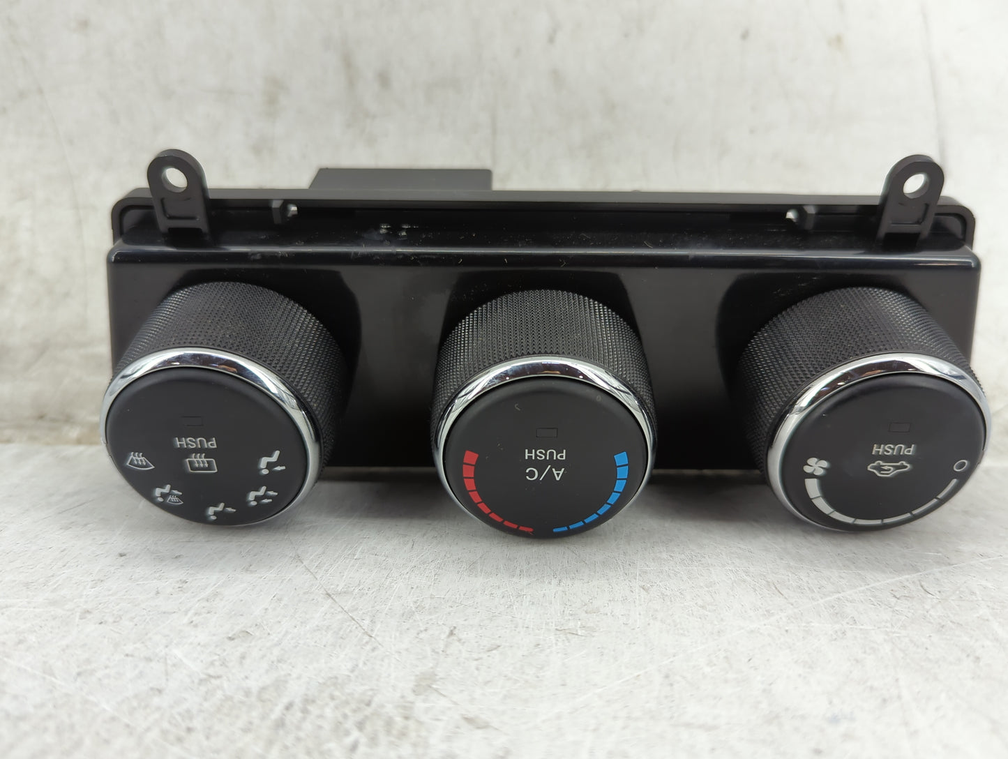 2011-2017 Jeep Patriot Ac Heater Climate Control P55111278af - Oemusedautoparts1.com