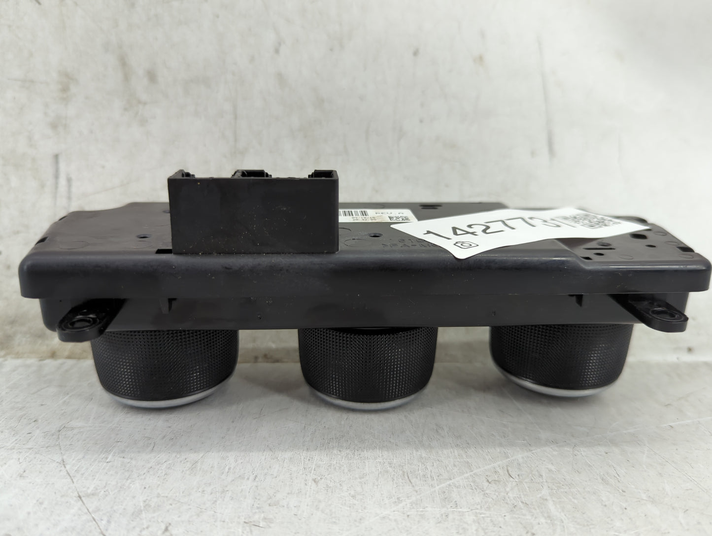 2011-2017 Jeep Patriot Ac Heater Climate Control P55111278af - Oemusedautoparts1.com