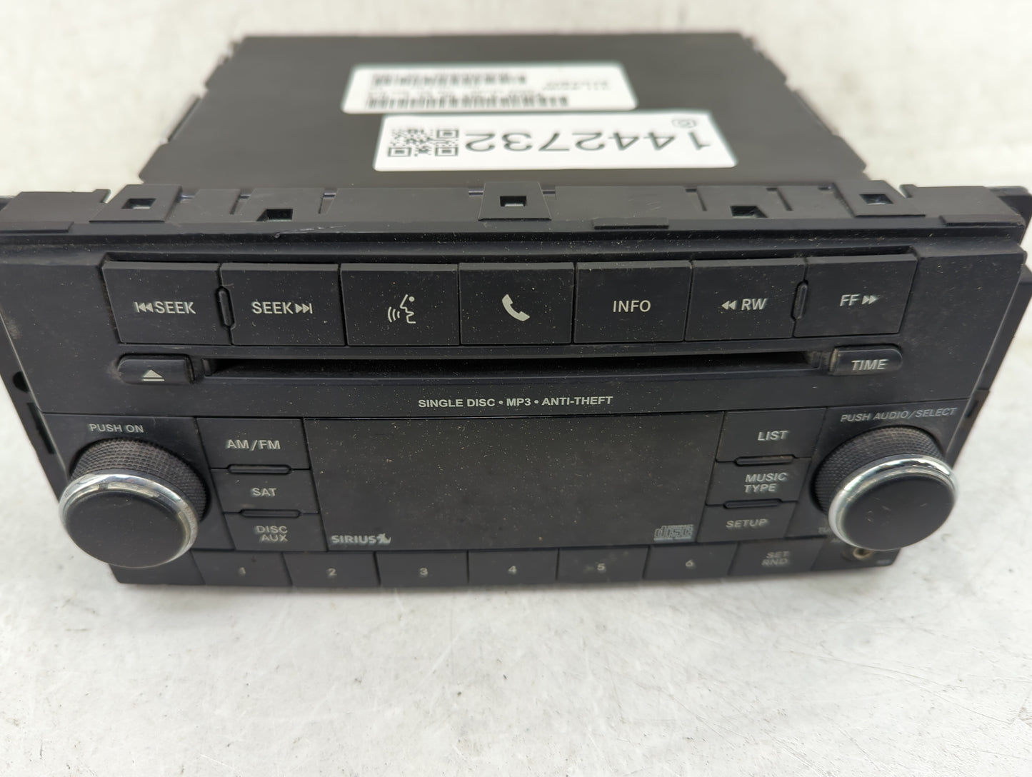 2012-2017 Jeep Patriot Radio AM FM Cd Player Receiver Replacement P/N:P05091197AE P05091197AE Fits OEM Used Auto Parts - Oem