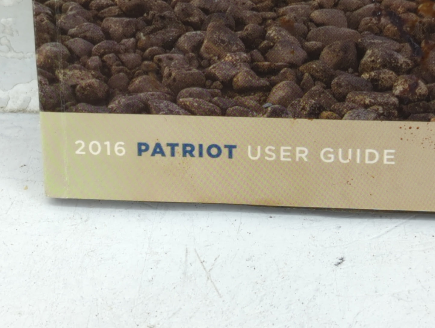 2016 Jeep Patriot Owners Manual Book Guide P/N:16MK74-926-AA OEM Used Auto Parts - Oemusedautoparts1.com