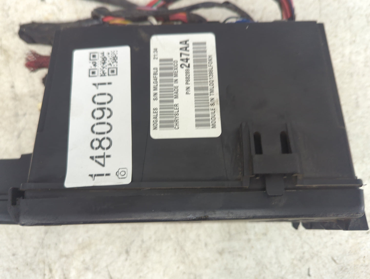 2016 Jeep Patriot Body Control Module Bcm P68089247aa - Oemusedautoparts1.com