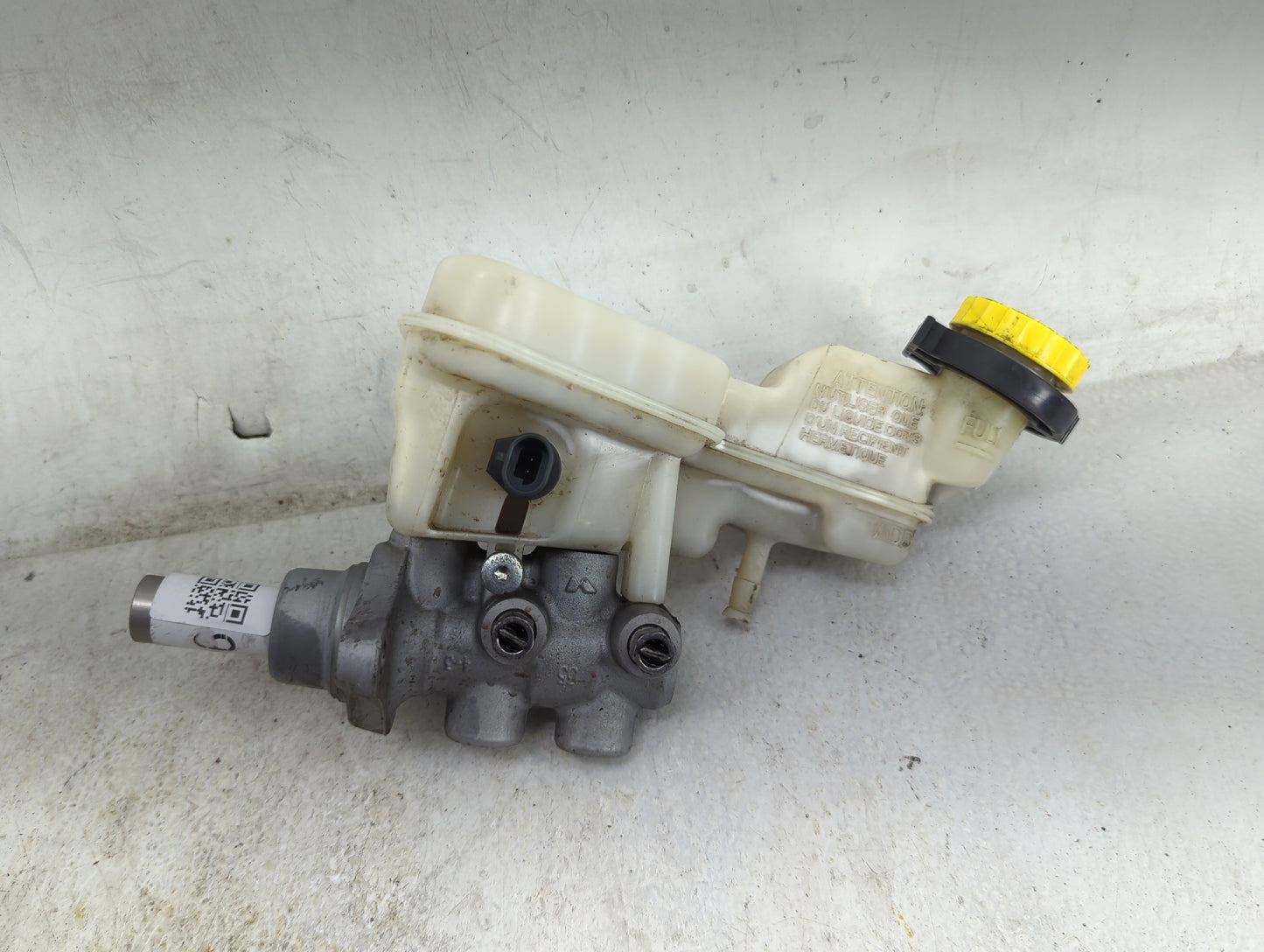 2007-2017 Jeep Patriot Brake Master Cylinder 1496641 - Oemusedautoparts1.com