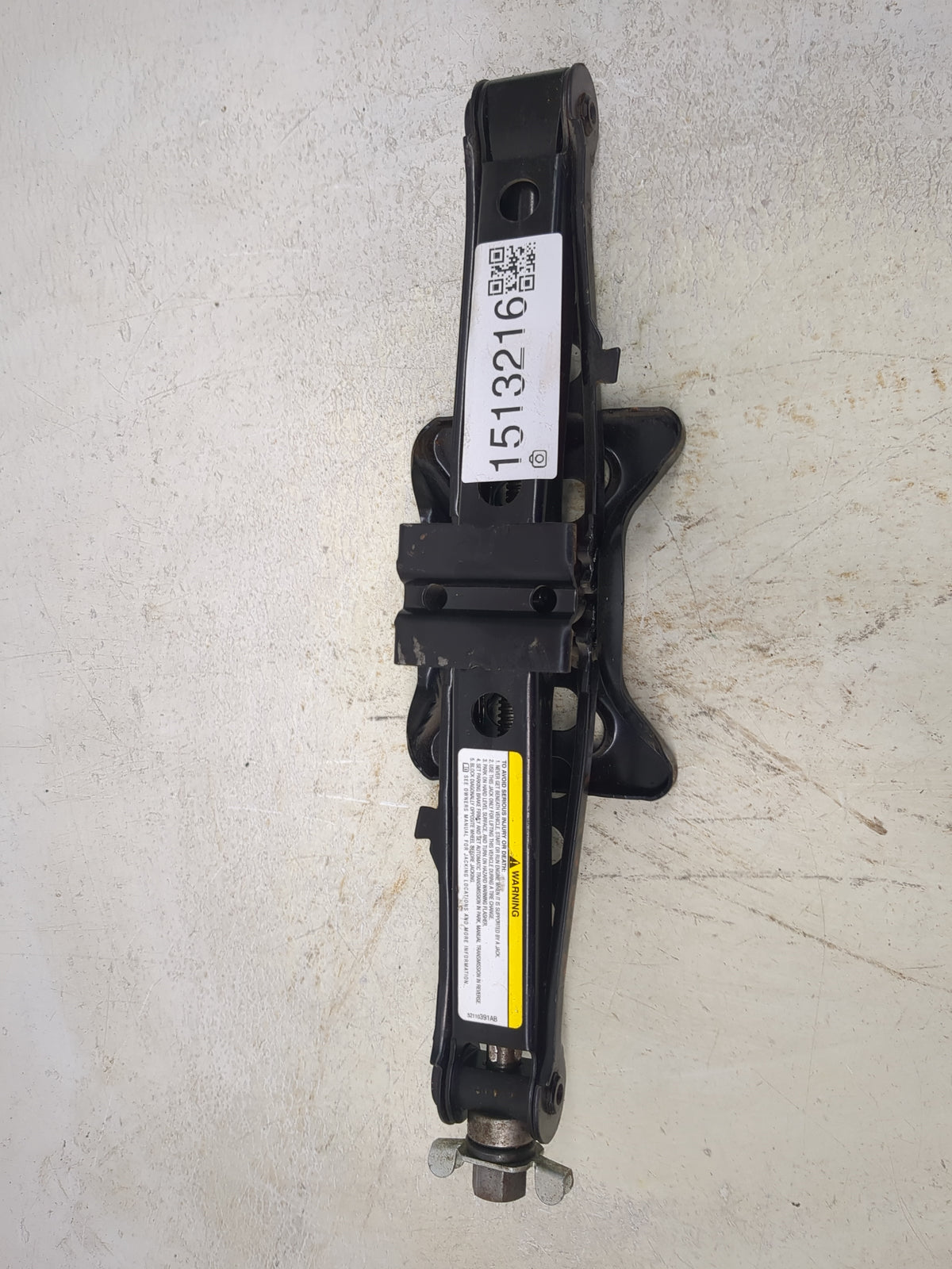 2016 Jeep Patriot Spare Scissor Car Jack 1513216 - Oemusedautoparts1.com