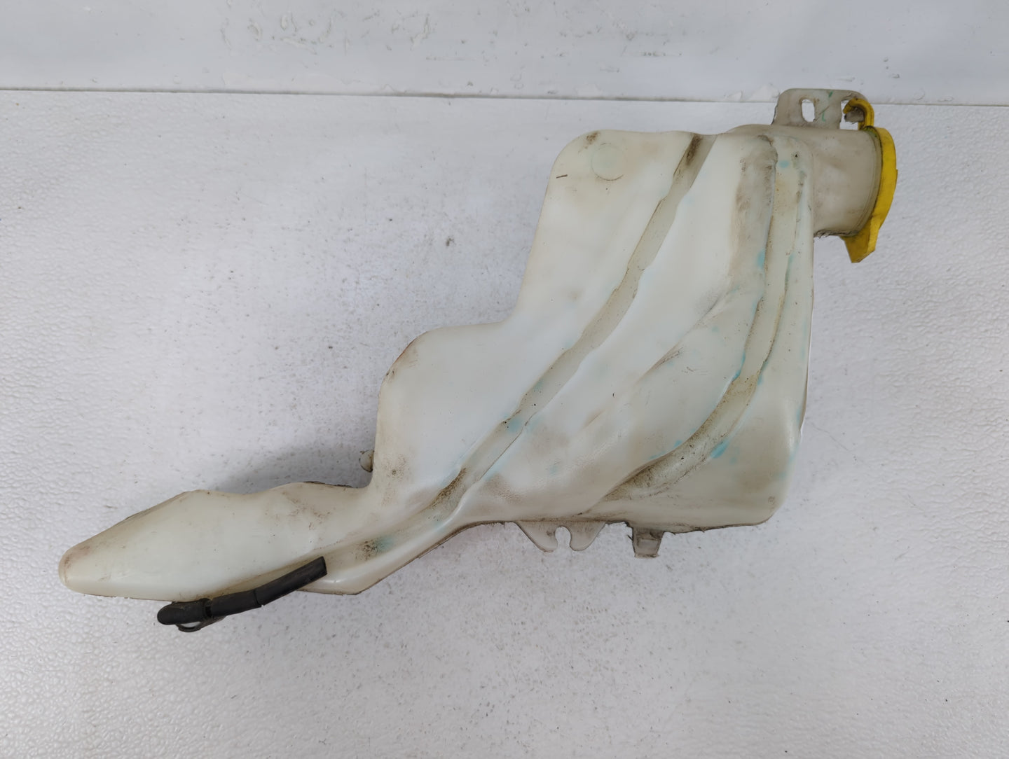 2007-2017 Jeep Patriot Windshield Washer Fluid Reservoir Bottle Oem - Oemusedautoparts1.com