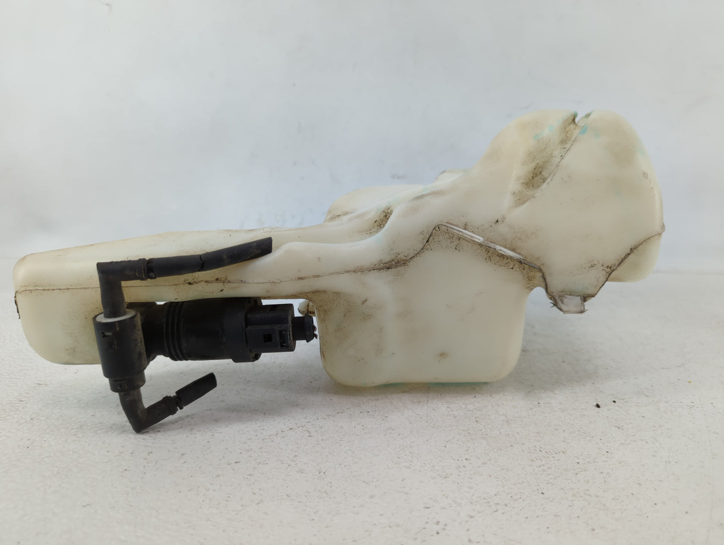 2007-2017 Jeep Patriot Windshield Washer Fluid Reservoir Bottle Oem - Oemusedautoparts1.com