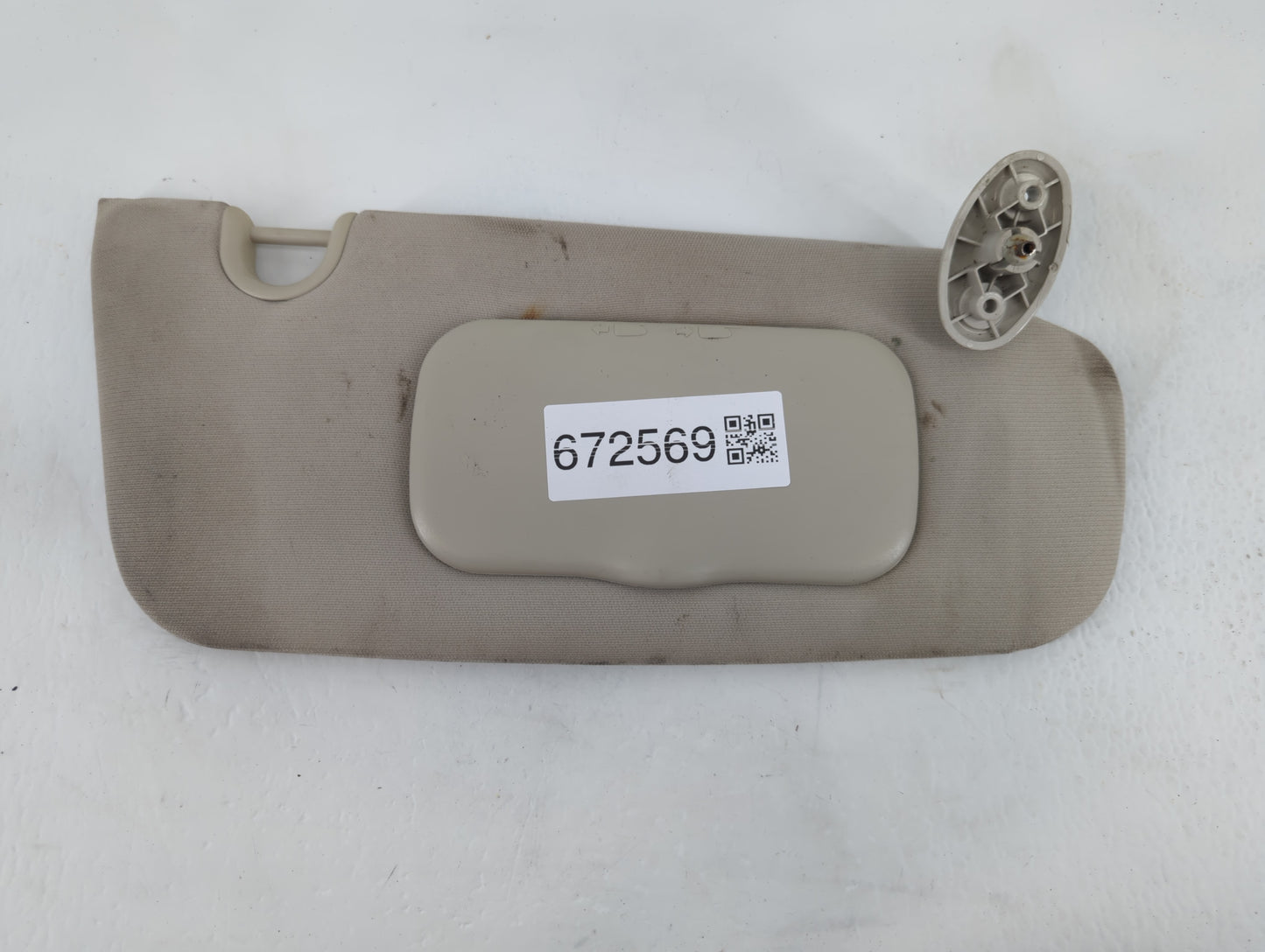 2010-2017 Jeep Patriot Sun Visor Shade Replacement Passenger Right Mirror Fits Fits 2010 2011 2012 2013 2014 2015 2016 2017 