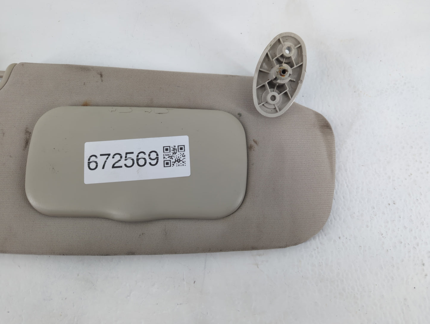 2010-2017 Jeep Patriot Sun Visor Shade Replacement Passenger Right Mirror Fits Fits 2010 2011 2012 2013 2014 2015 2016 2017 