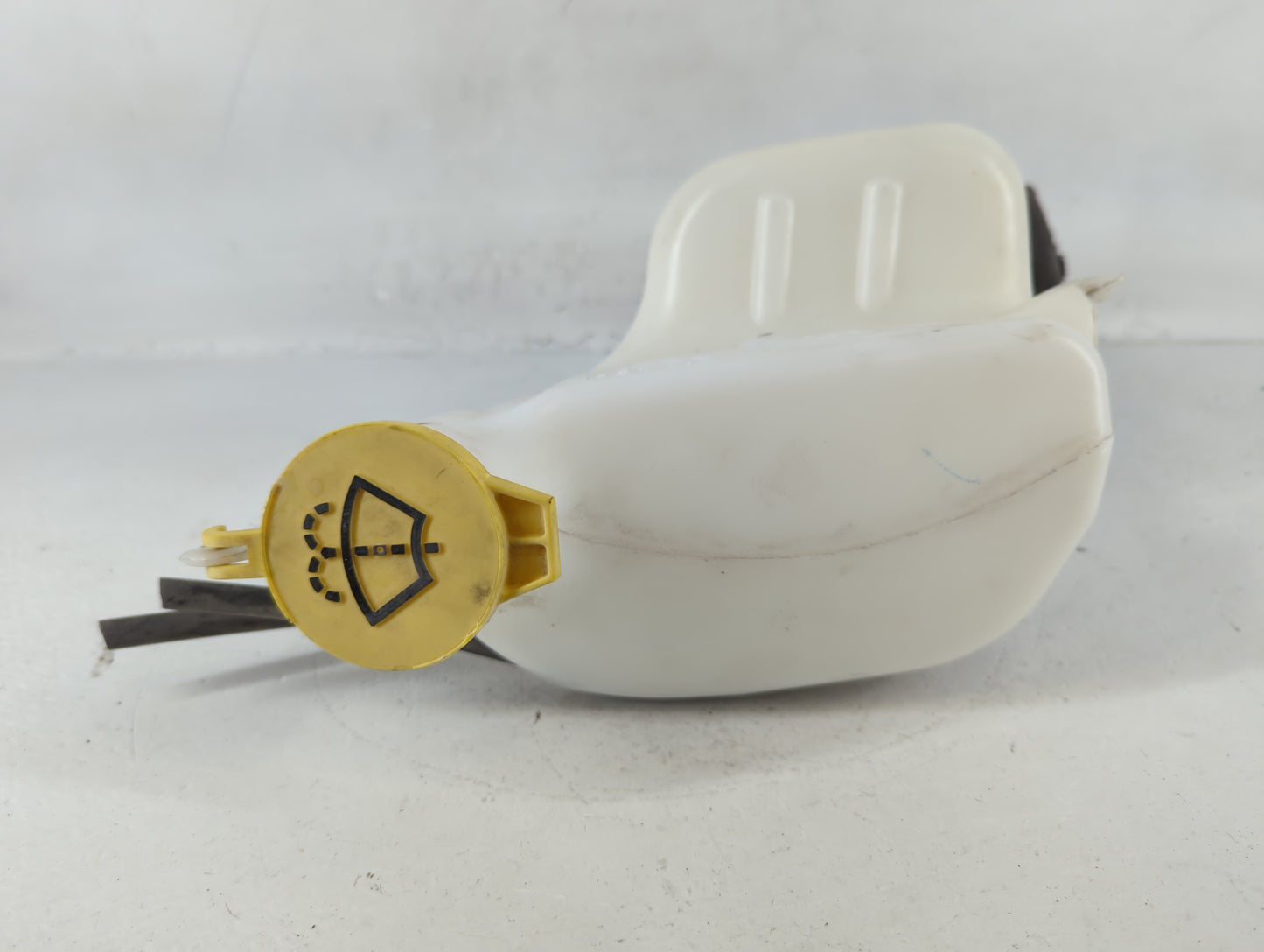 2007-2017 Jeep Patriot Windshield Washer Fluid Reservoir Bottle Oem - Oemusedautoparts1.com