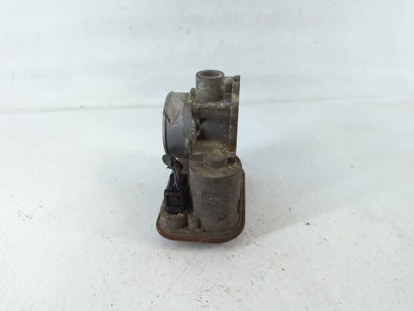 2007-2017 Jeep Patriot Throttle Body Fits Fits 2007 2008 2009 2010 2011 2012 2013 2014 2015 2016 2017 2018 OEM Used Auto Par