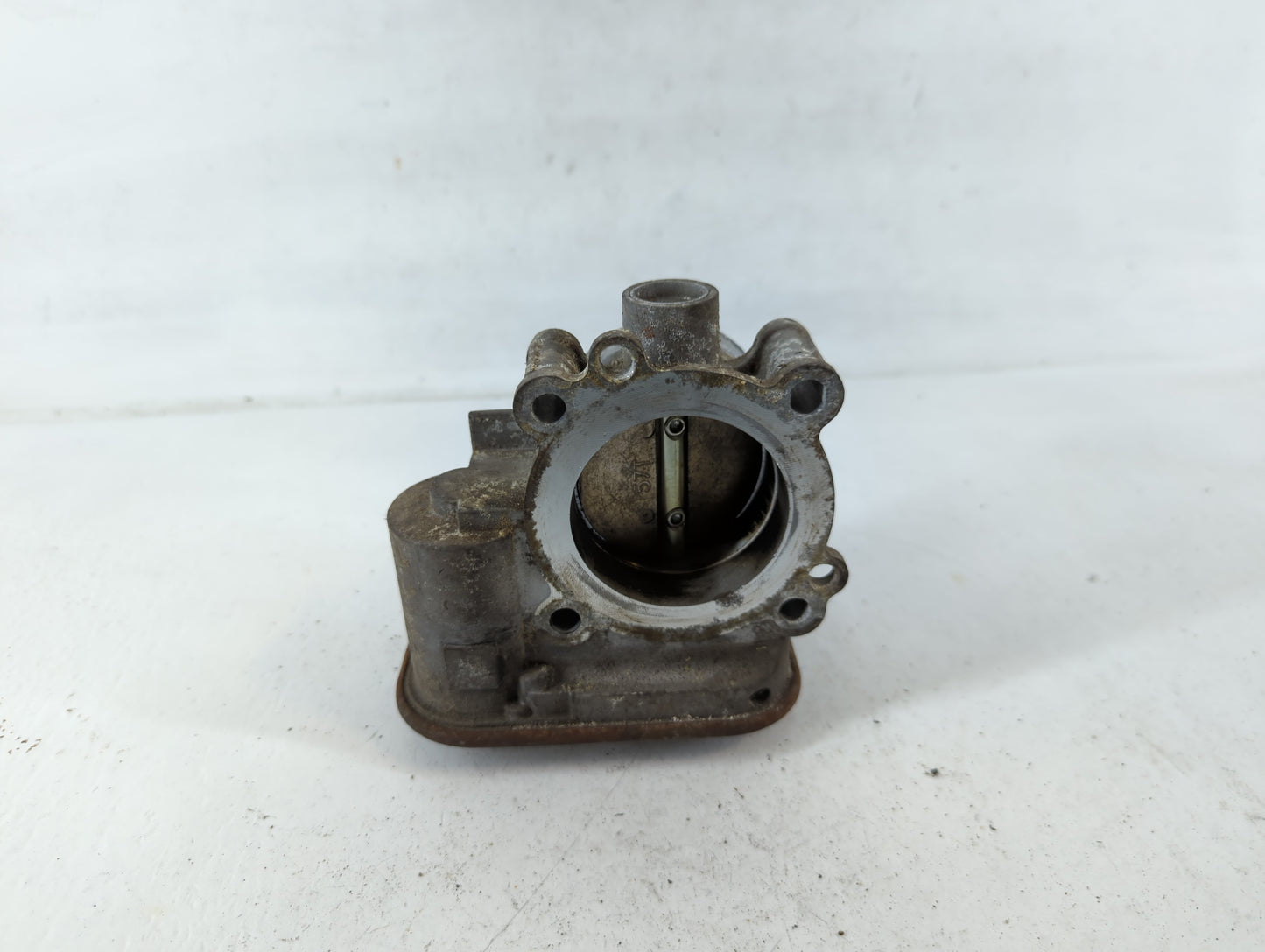 2007-2017 Jeep Patriot Throttle Body Fits Fits 2007 2008 2009 2010 2011 2012 2013 2014 2015 2016 2017 2018 OEM Used Auto Par