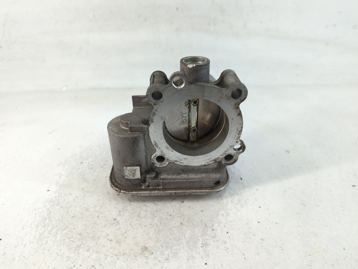 2007-2017 Jeep Patriot Throttle Body Fits Fits 2007 2008 2009 2010 2011 2012 2013 2014 2015 2016 2017 2018 OEM Used Auto Par