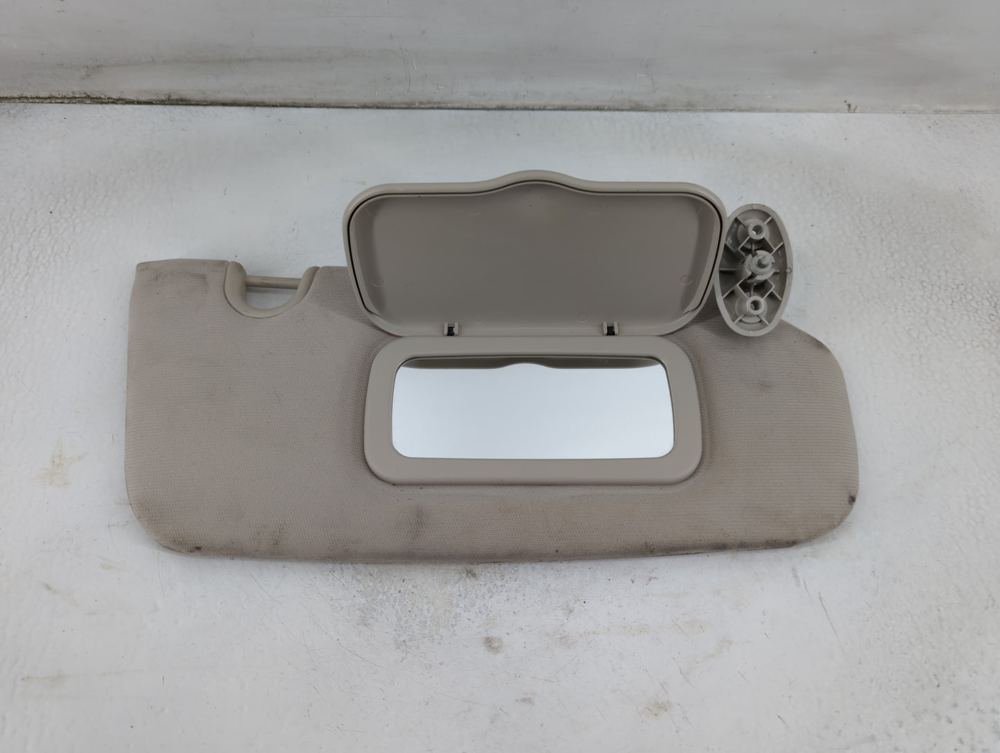 2010-2017 Jeep Patriot Sun Visor Shade Replacement Passenger Right Mirror Fits Fits 2010 2011 2012 2013 2014 2015 2016 2017 