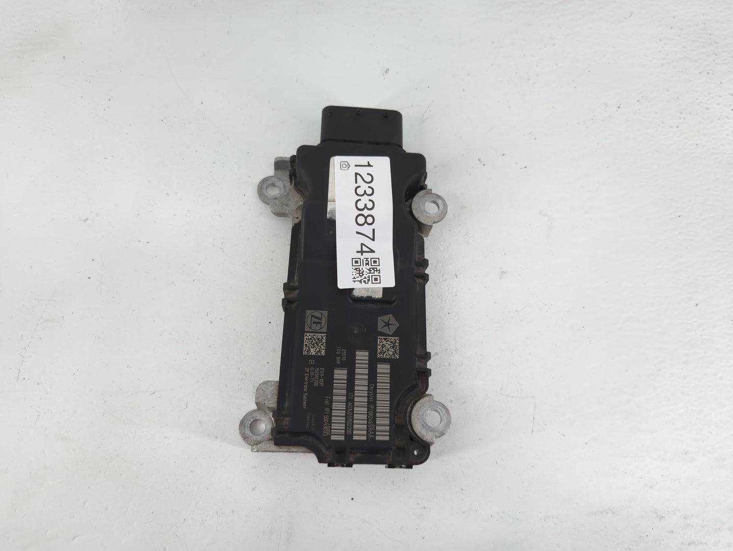 2016 Jeep Renegade PCM Engine Control Computer ECU ECM PCU OEM P/N:51942594 Fits OEM Used Auto Parts - Oemusedautoparts1.com